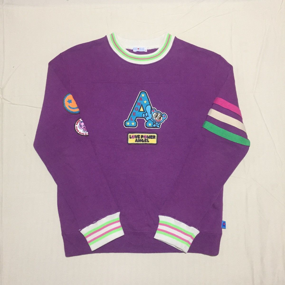 Angel Blue Vintage Angel Blue Embroidered Sweatshirt Crewneck Size L / US 10 / IT 46 - 1 Thumbnail