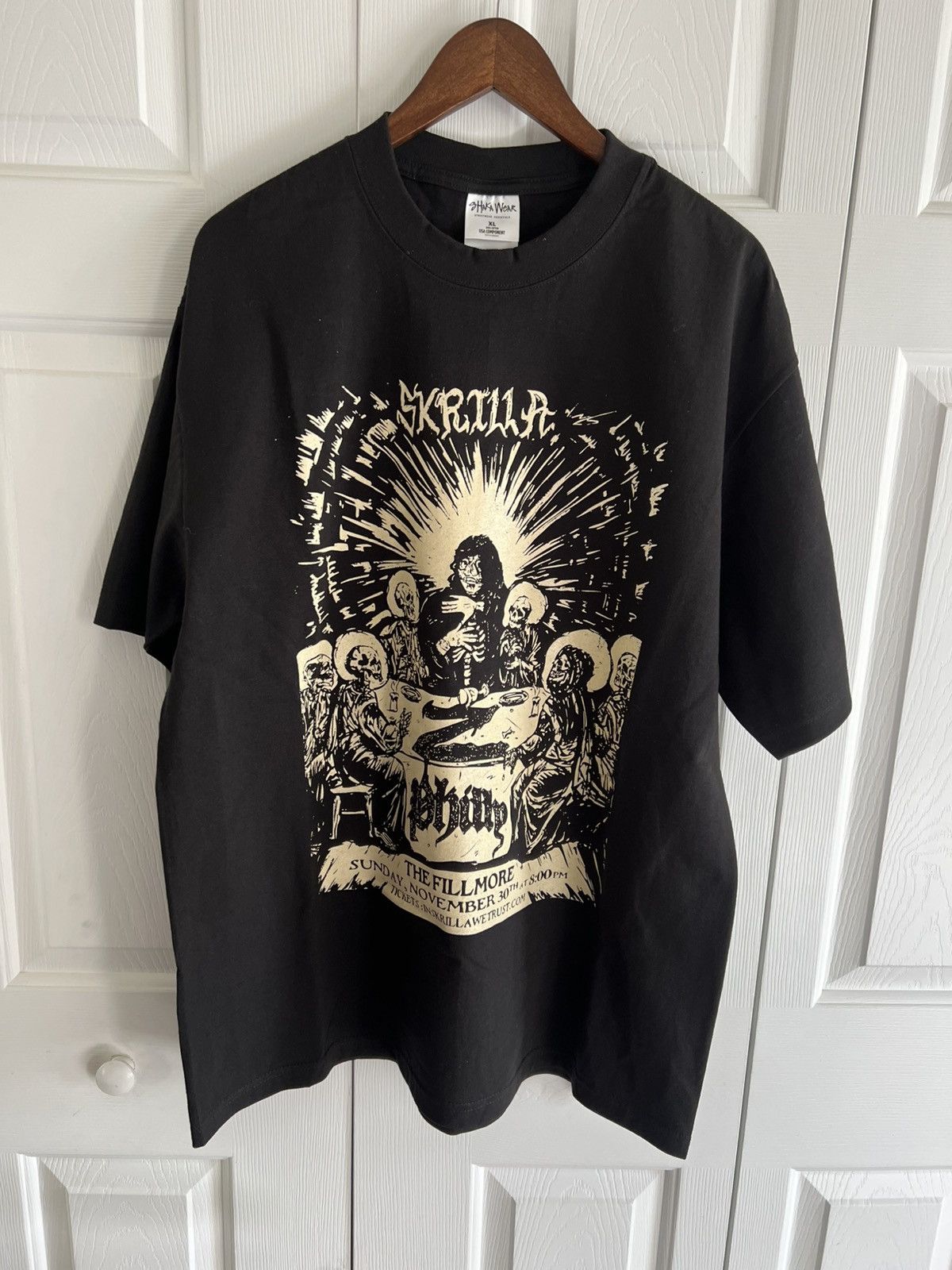Band Tees Skrilla official concert merch tour T-shirt Size US XL / EU 56 / 4 - 1 Thumbnail