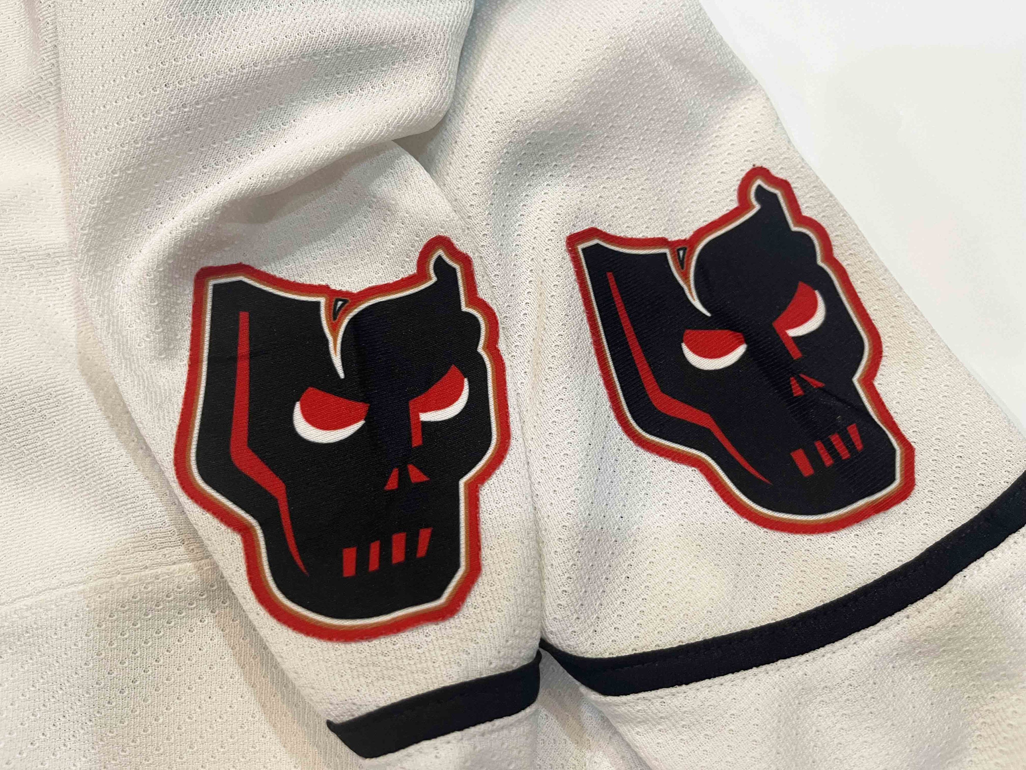 Ccm × Vintage CCM Calgary Hitmen WHL Hockey Jersey Size US XXL / EU 58 / 5 - 4 Thumbnail