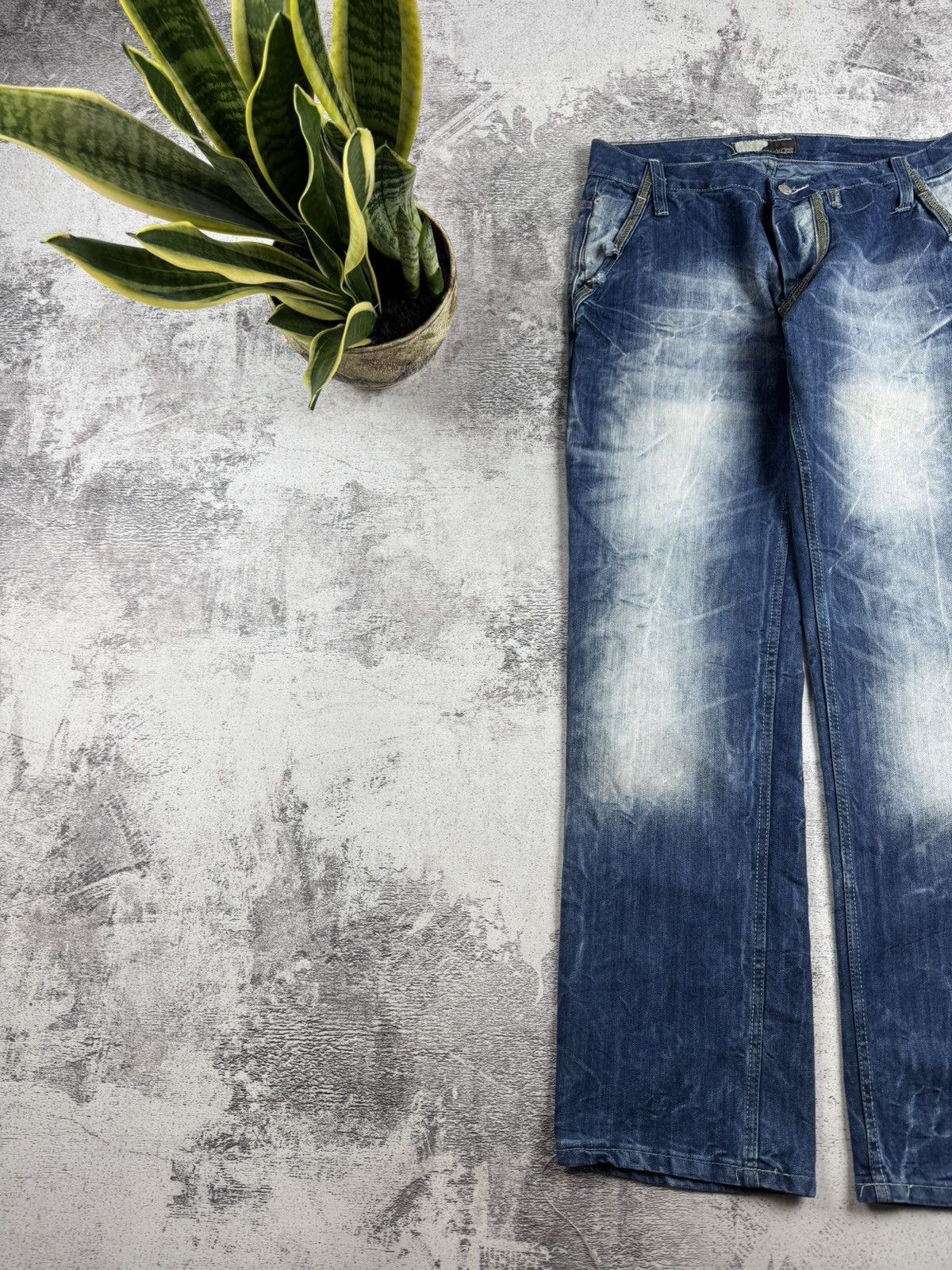 Armani Armani Vintage Faded 33/33 Blue Hip Hop Rap Distressed Jeans Pants Trousers Size US 33 - 3 Thumbnail