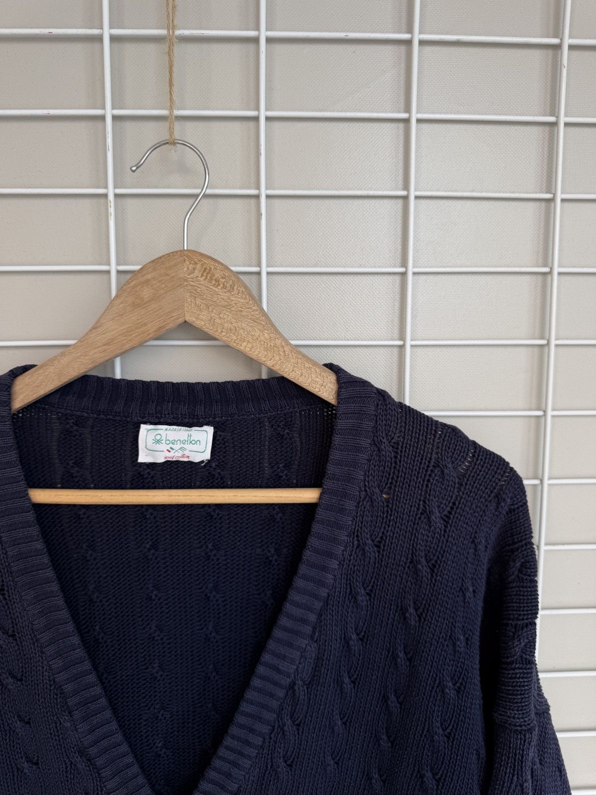 Benetton Benetton Cable Knit V-Neck Cardigan Mens Size L/XL Vintage Size US XL / EU 56 / 4 - 6 Thumbnail