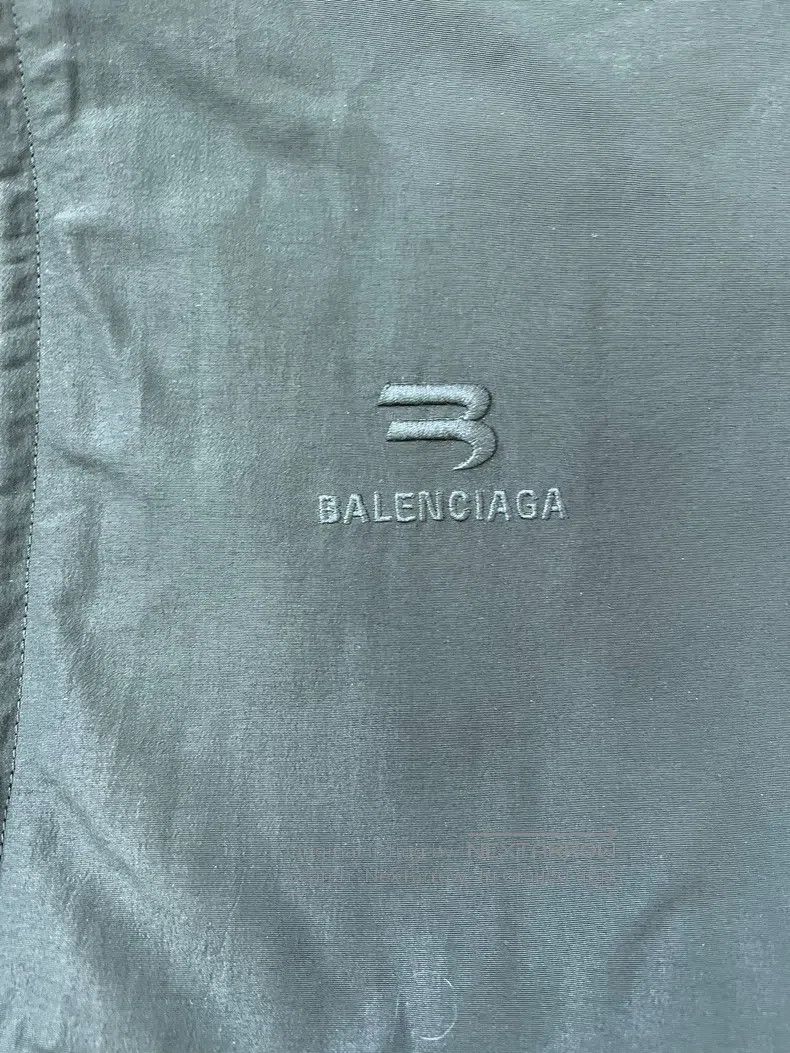 Balenciaga Balenciaga Padded Embroidered Logo Jacket Size US L / EU 52-54 / 3 - 3 Thumbnail