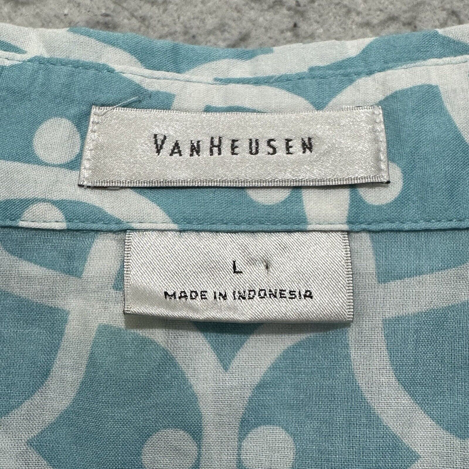 Van Heusen Van Heusen= Large Button Up Shirt Light Blue + White Top Size L / US 10 / IT 46 - 3 Thumbnail
