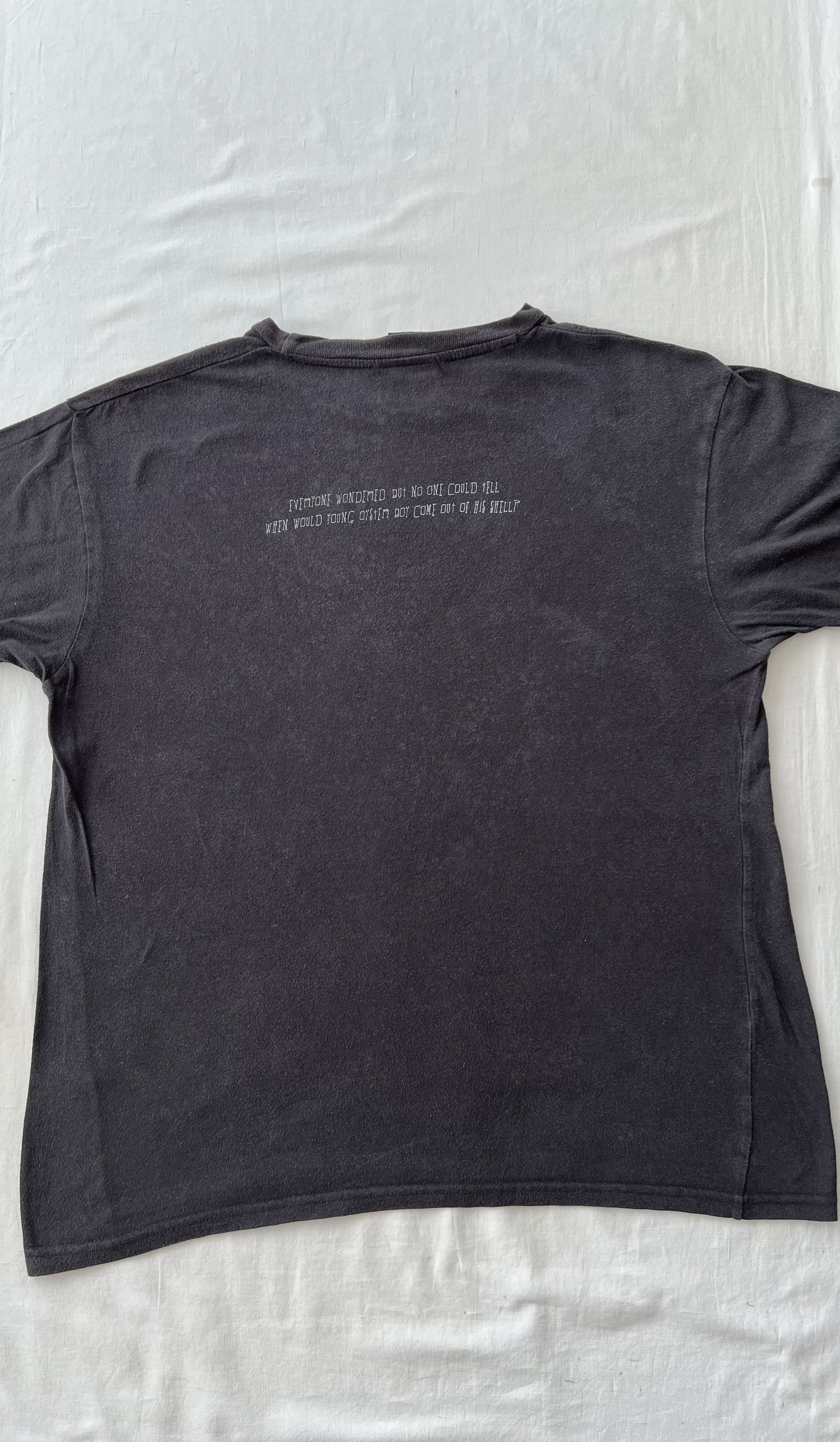 Vintage Vintage 2000s Tim Burton The Melancholy Death of Oyster Boy Size US M / EU 48-50 / 2 - 15 Thumbnail
