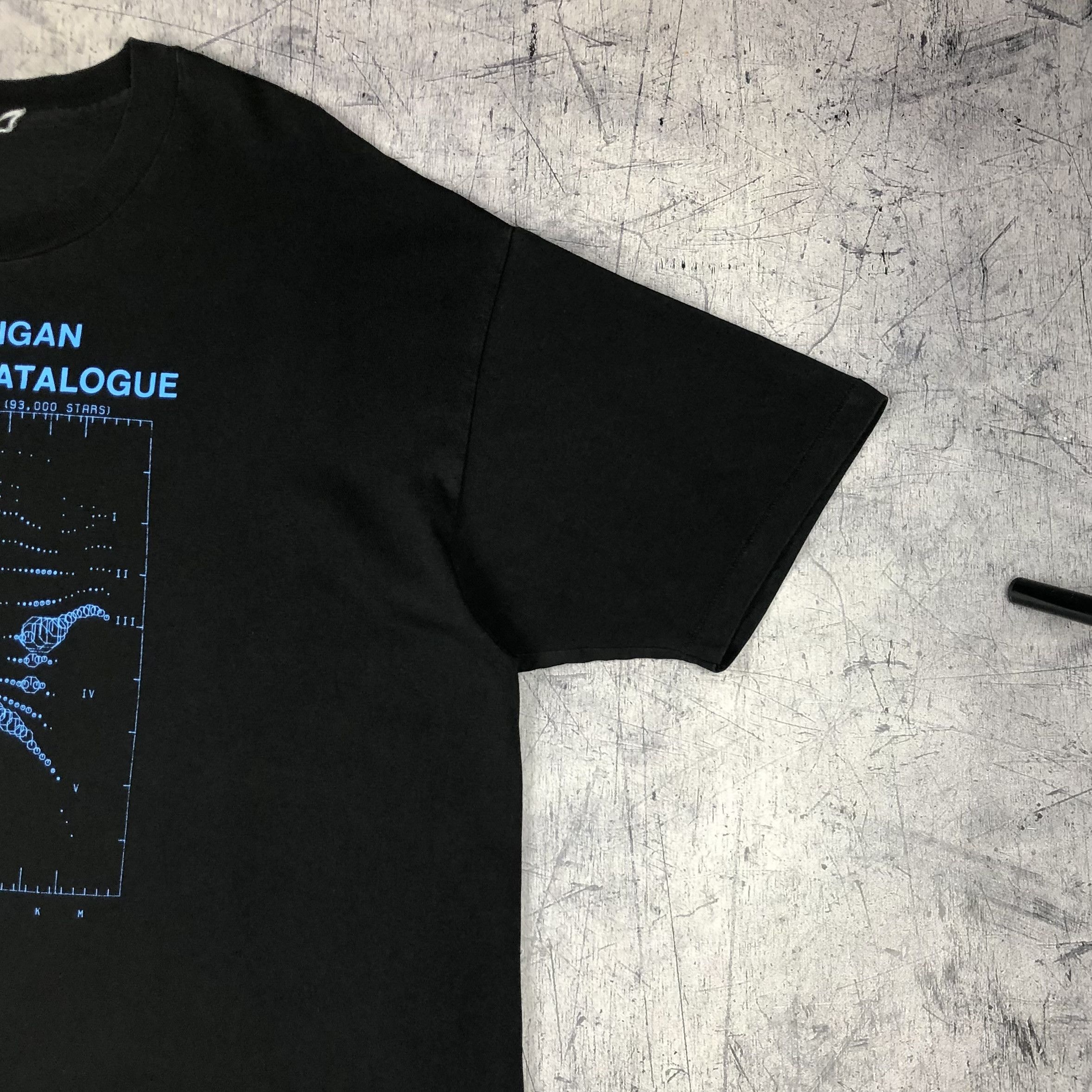 Arts & Science 90s Michigan Spectral Diagrams HD Stars Tee Size US XL / EU 56 / 4 - 8 Thumbnail
