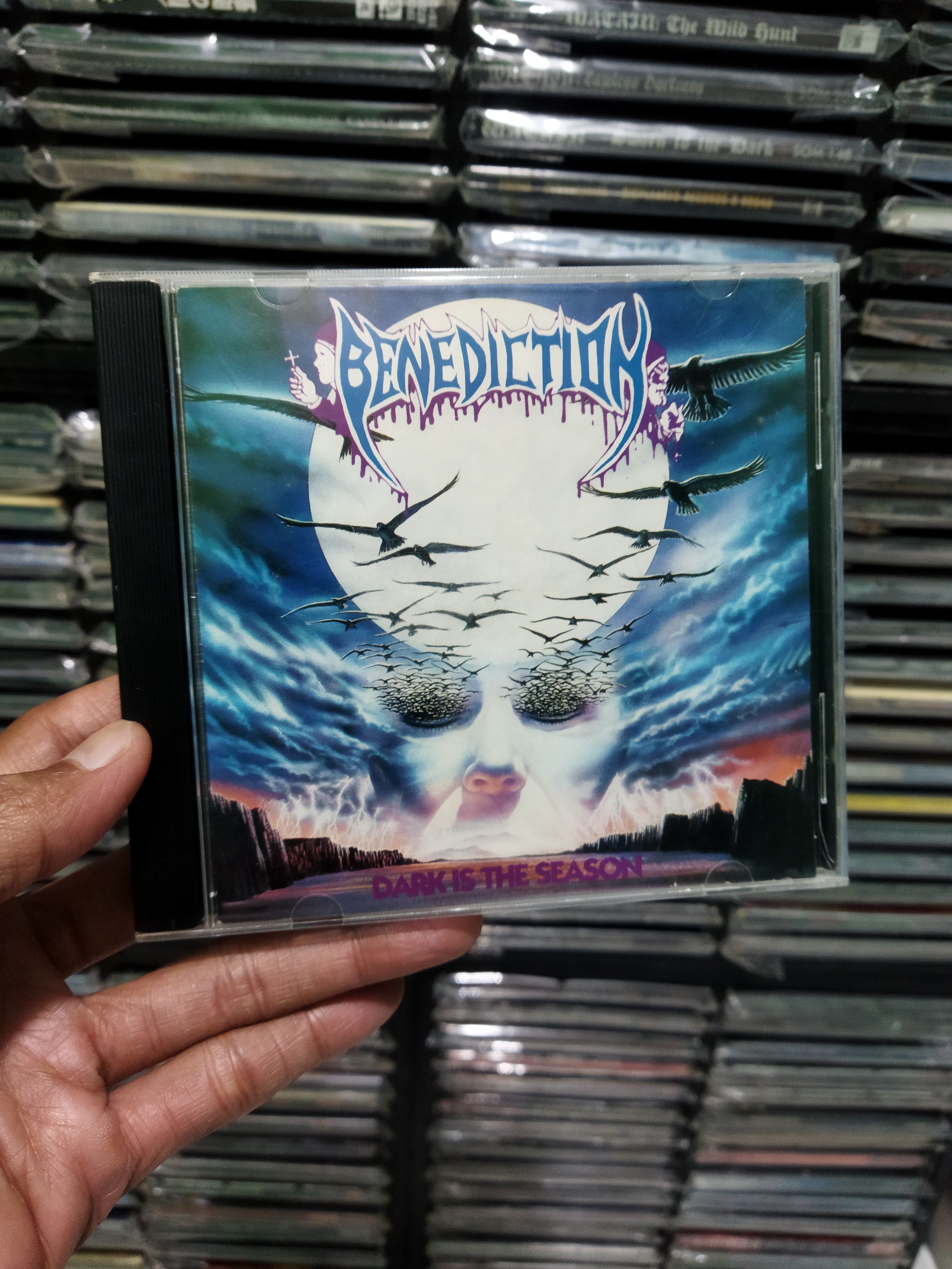Vintage vintage og BENEDICTION - dark is the season - CD Size ONE SIZE - 1 Thumbnail