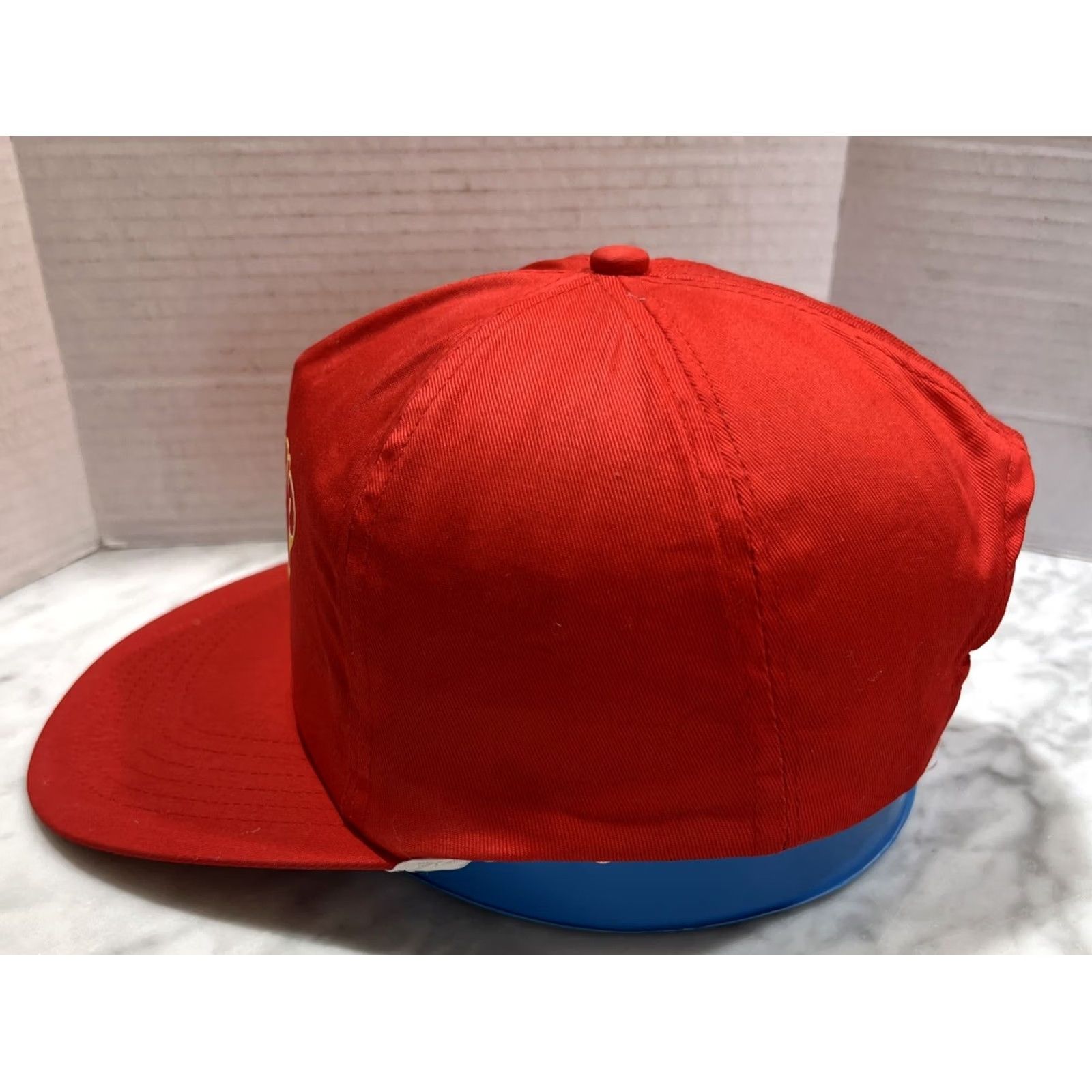Vintage VINTAGE Hawaiian Tropic Snapback Hat Red Yellow Mens Size ONE SIZE - 4 Thumbnail