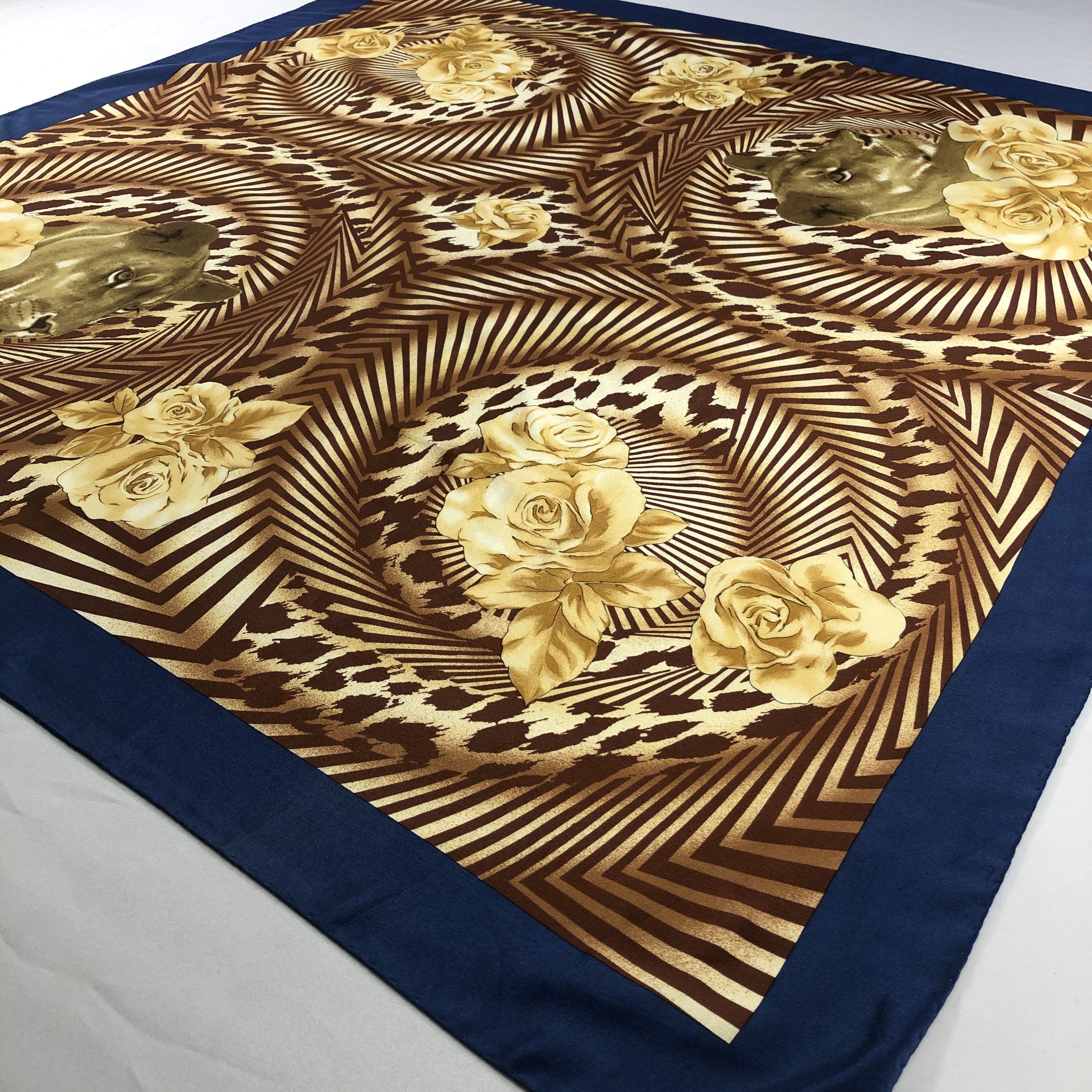 Krizia Uomo Vintage Krizia Uomo Silk Scarf Size ONE SIZE - 3 Thumbnail