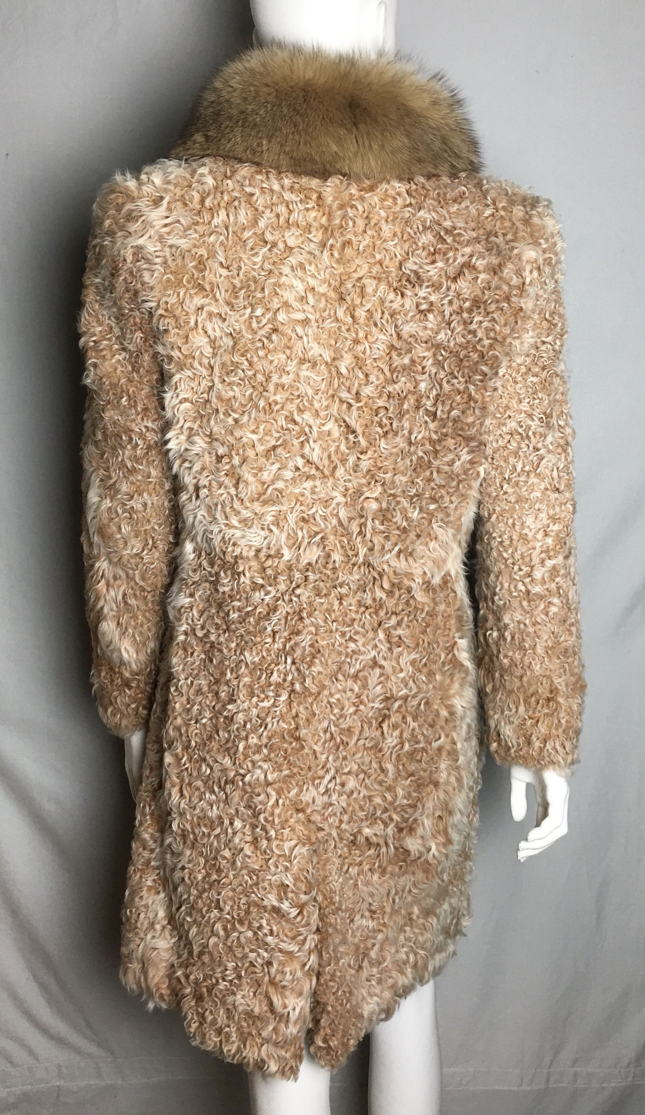 Vintage Vintage Carla Mosse Shearling Fur Coat Fox Fur Collar Sz S Size S / US 4 / IT 40 - 3 Thumbnail