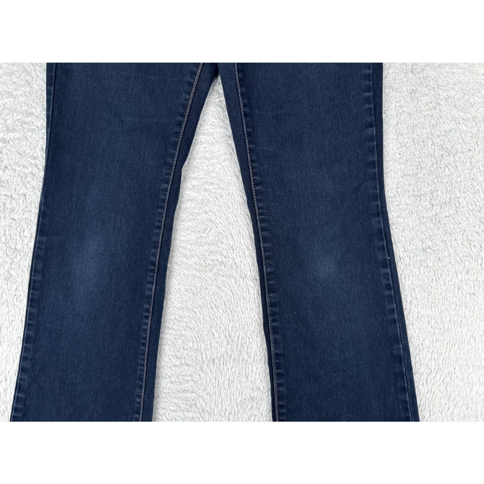 Vintage No Boundaries Jeans Juniors 7 Blue Denim Bootcut Dark Wash 27x30 Cotton Stretch 5-Pocket Womens Regular Size 28" / US 6 / IT 42 - 3 Thumbnail
