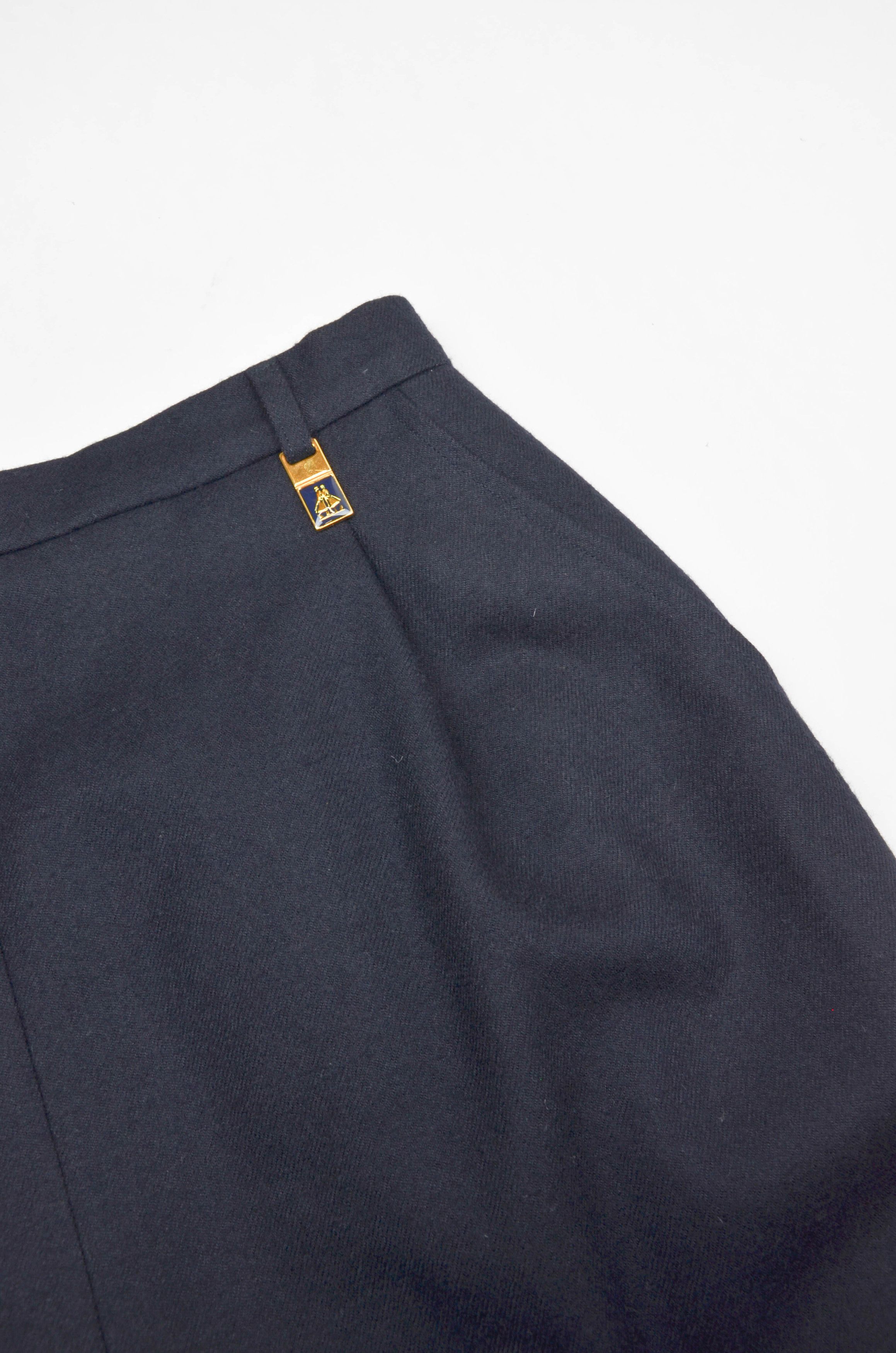 Burberry Burberrys Wool Skirt – Size M (Made in England) Size 29" - 4 Thumbnail