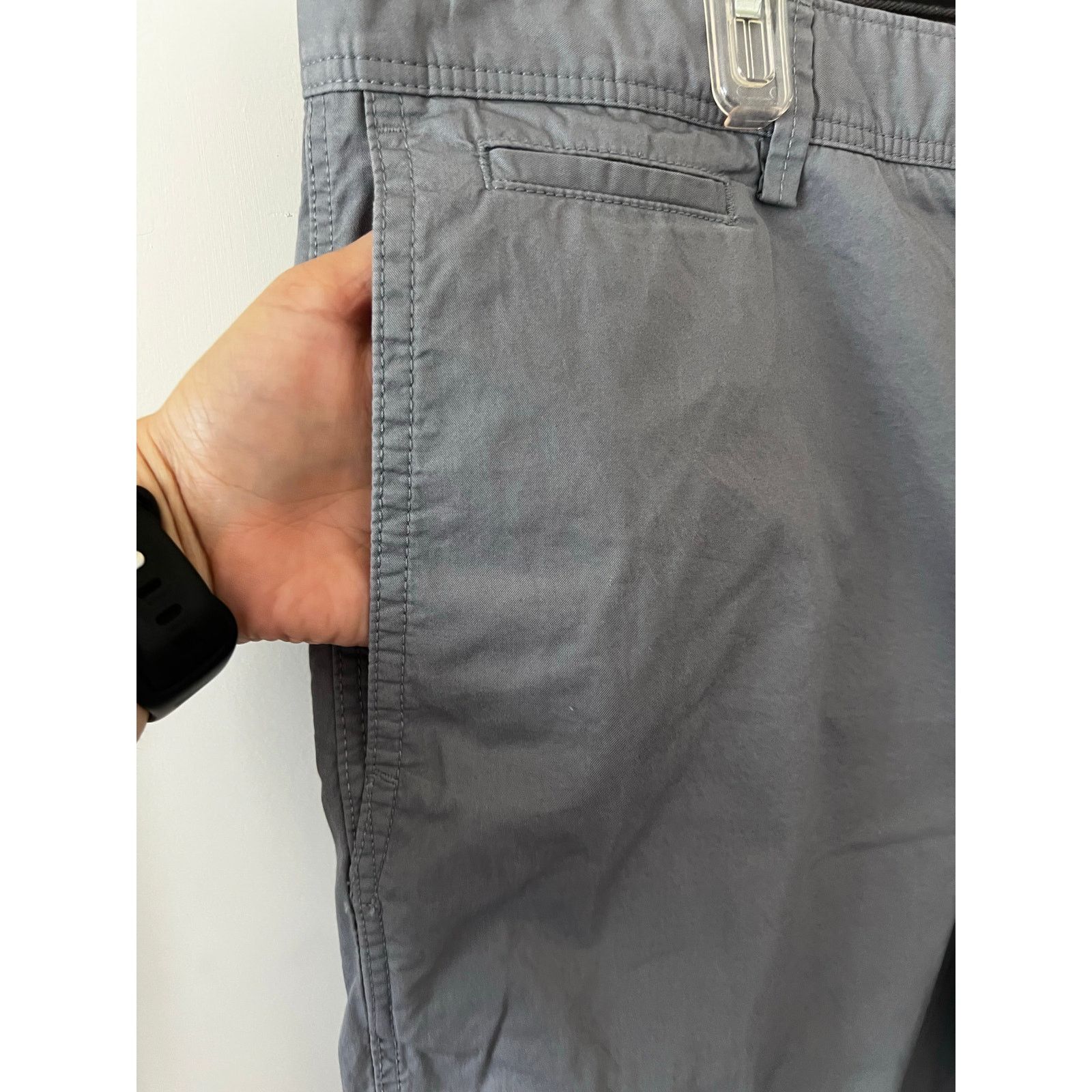 Banana Republic Men’s 38X32 Flat Front Aiden Chino Pants classic slim fit Size US 38 / EU 54 - 3 Thumbnail
