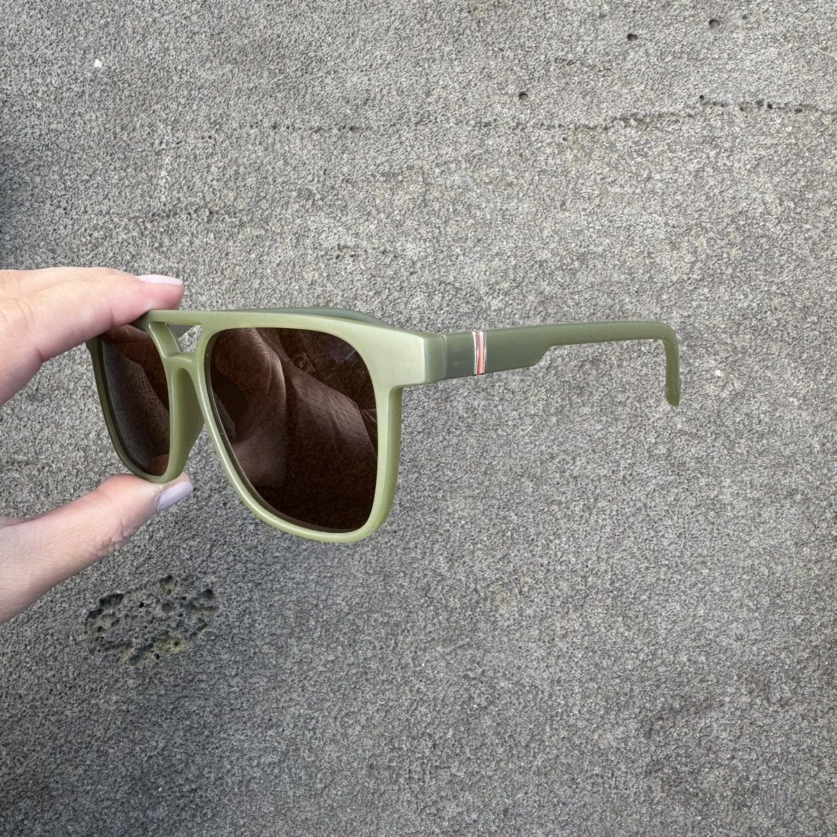 Vintage SUNGLASSES BRAND NEW CLASSIC RETRO VINTAGE YT5010-03 Size ONE SIZE - 2 Thumbnail
