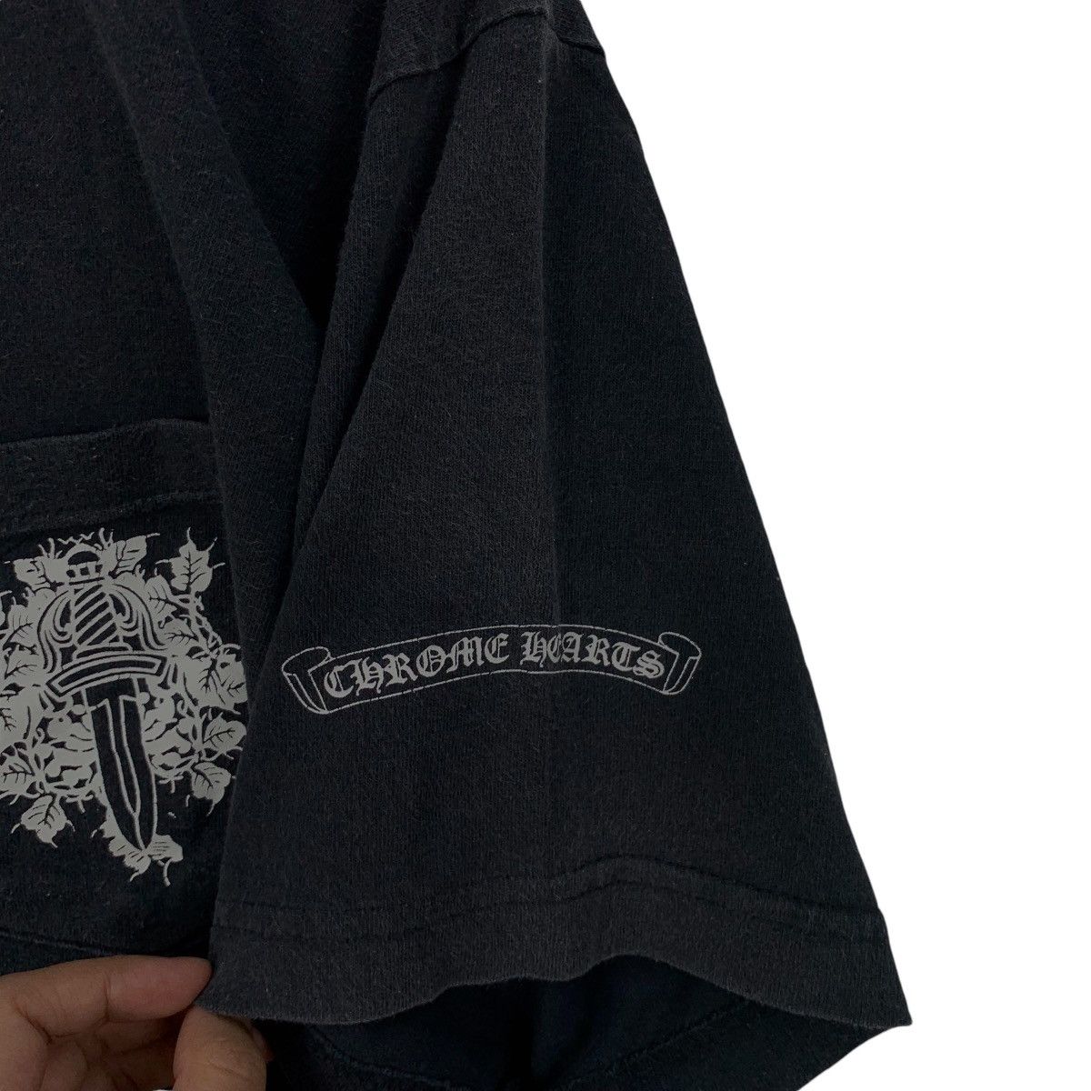 Chrome Hearts Vintage CHROME HEARTS SWORD Sun Faded THRASHED Tee Shirt Size US L / EU 52-54 / 3 - 5 Thumbnail