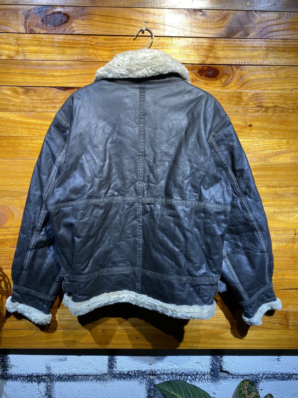 Vintage Vintage Famock XY-306 Black Shearling Aviator Jacket Size US L / EU 52-54 / 3 - 10 Thumbnail