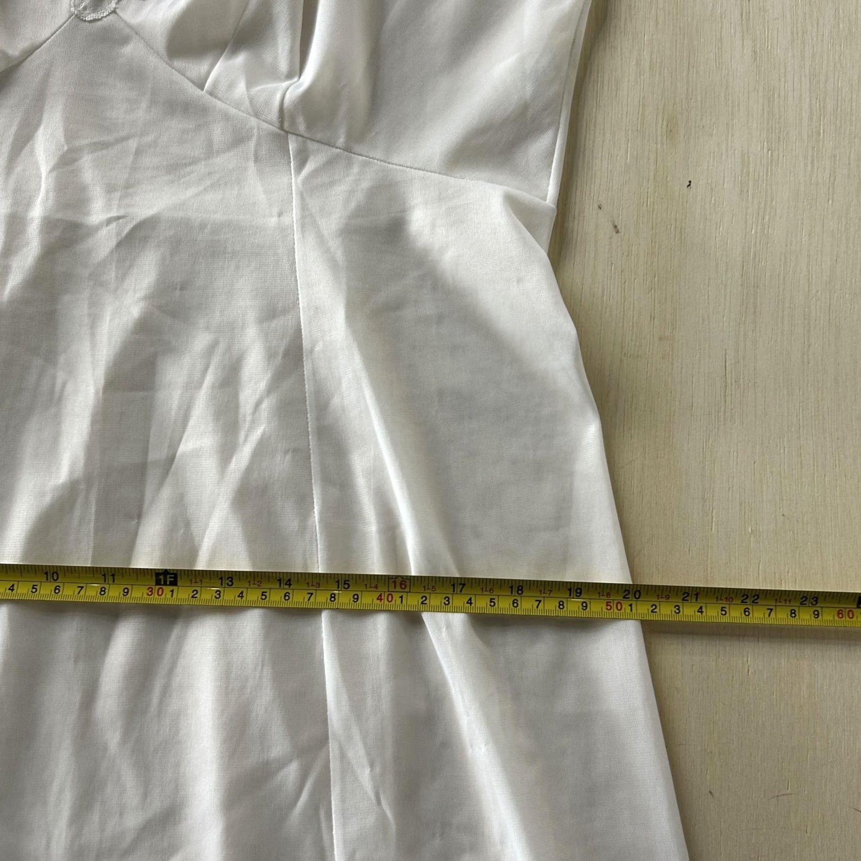 Vintage VINTAGE Gossard Slip Womens 42 White Nylon Full Satin Lace Trim USA Union Made Size ONE SIZE - 5 Thumbnail