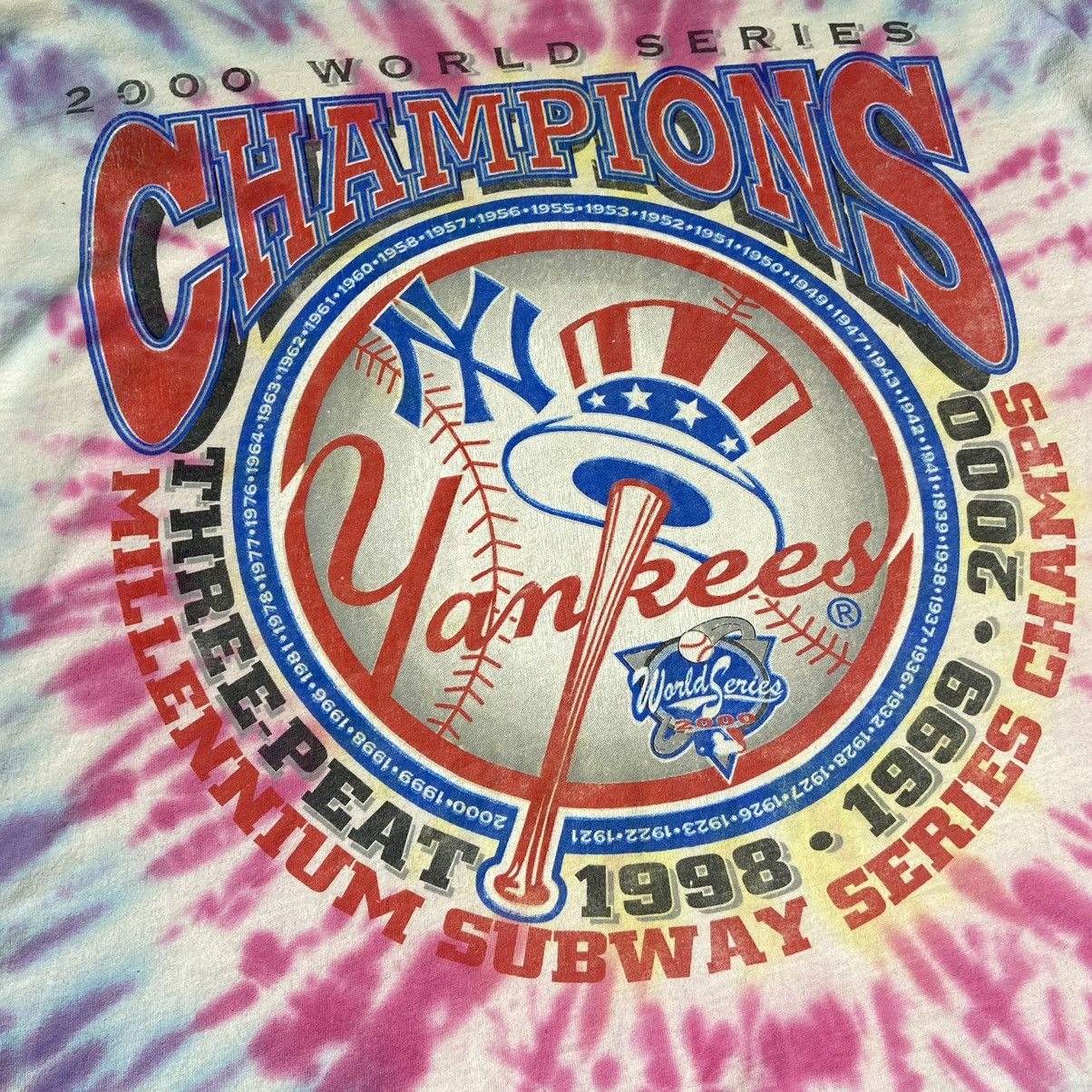 Vintage Vintage New York Yankees Champion MLB Tie Dyed T-Shirt Size US XL / EU 56 / 4 - 3 Thumbnail