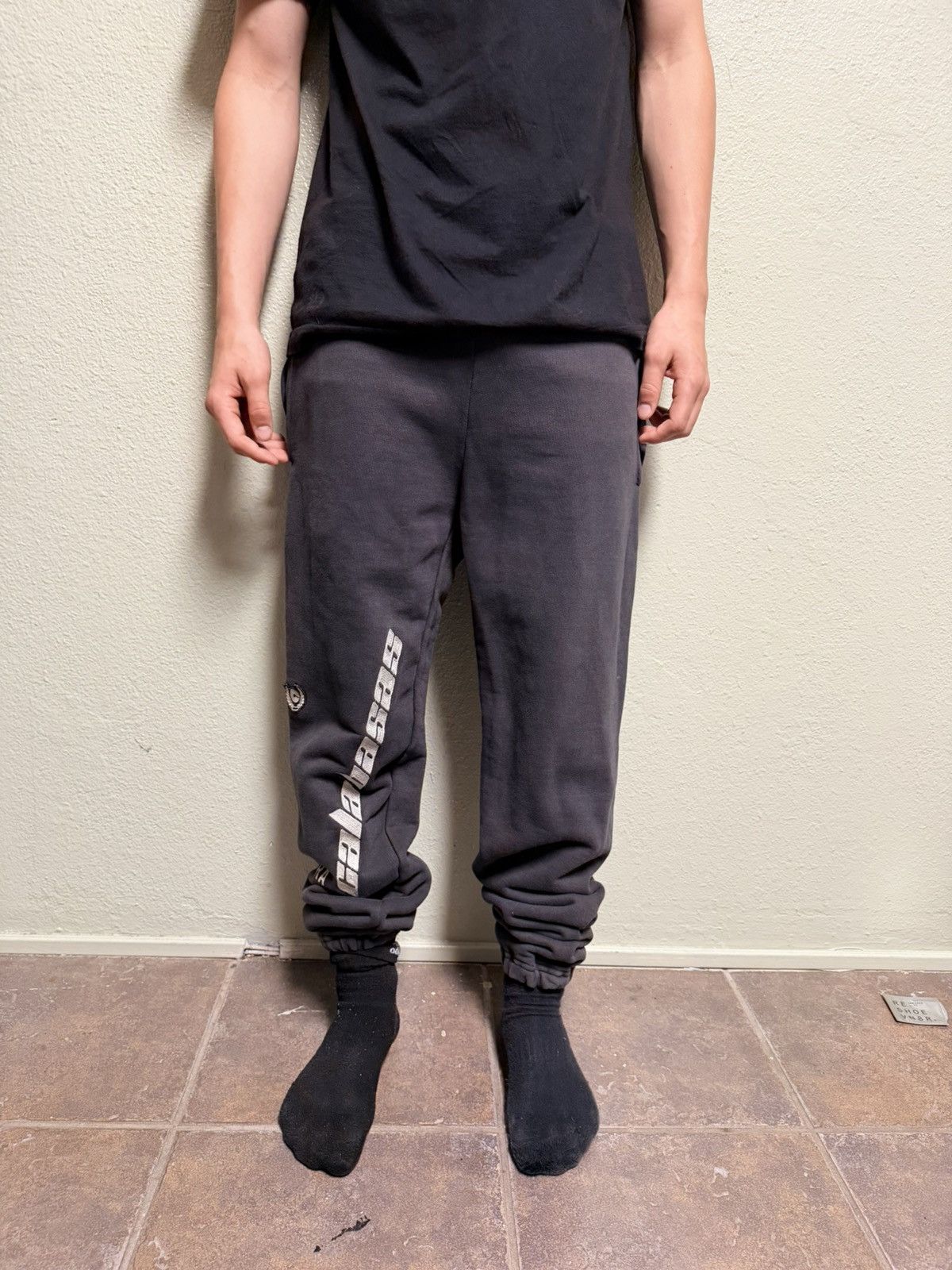 Sergio Calabasas Calabasas Sweatpants Size US 32 / EU 48 - 1 Thumbnail