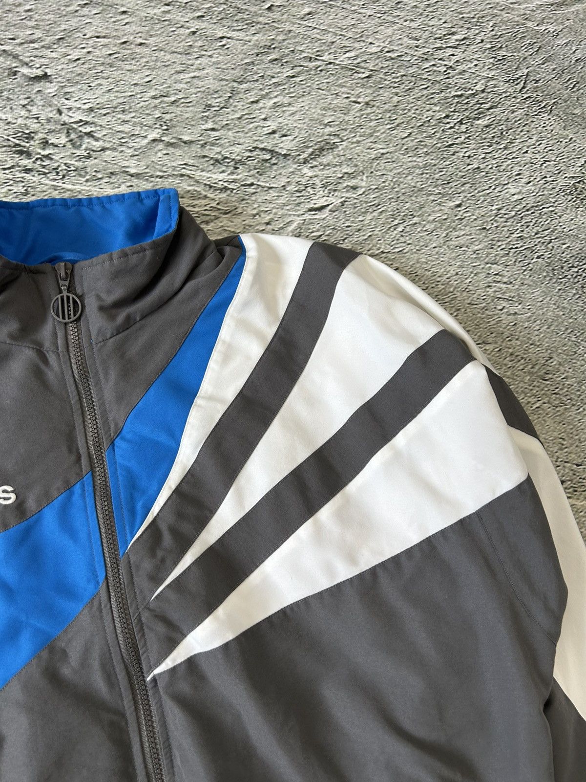 Adidas Adidas track suit vintage grey nylon track pants drill Size US M / EU 48-50 / 2 - 4 Thumbnail