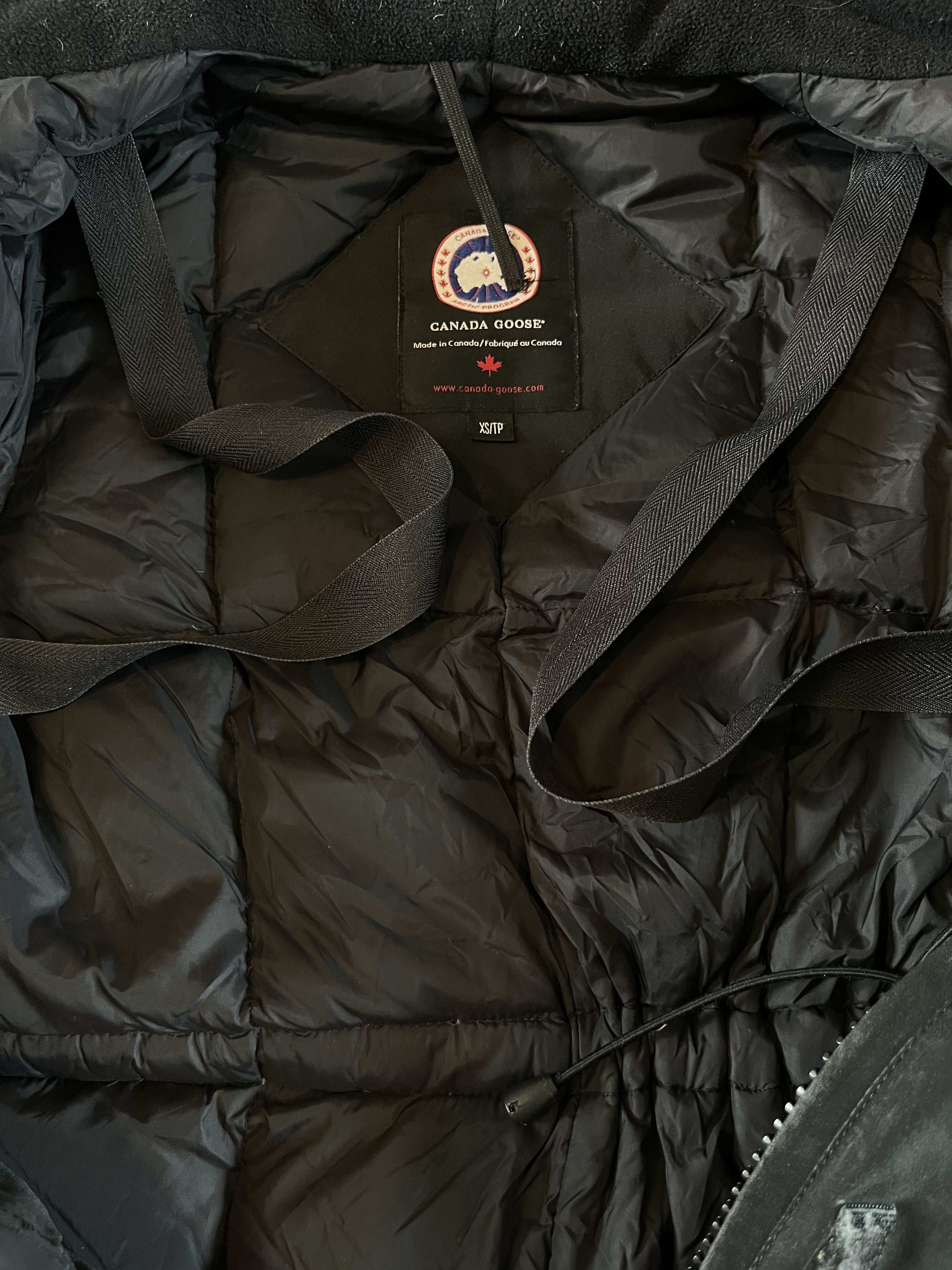 Canada Goose Canada Goose Solaris Parka with Fur Size XS / US 0-2 / IT 36-38 - 15 Thumbnail