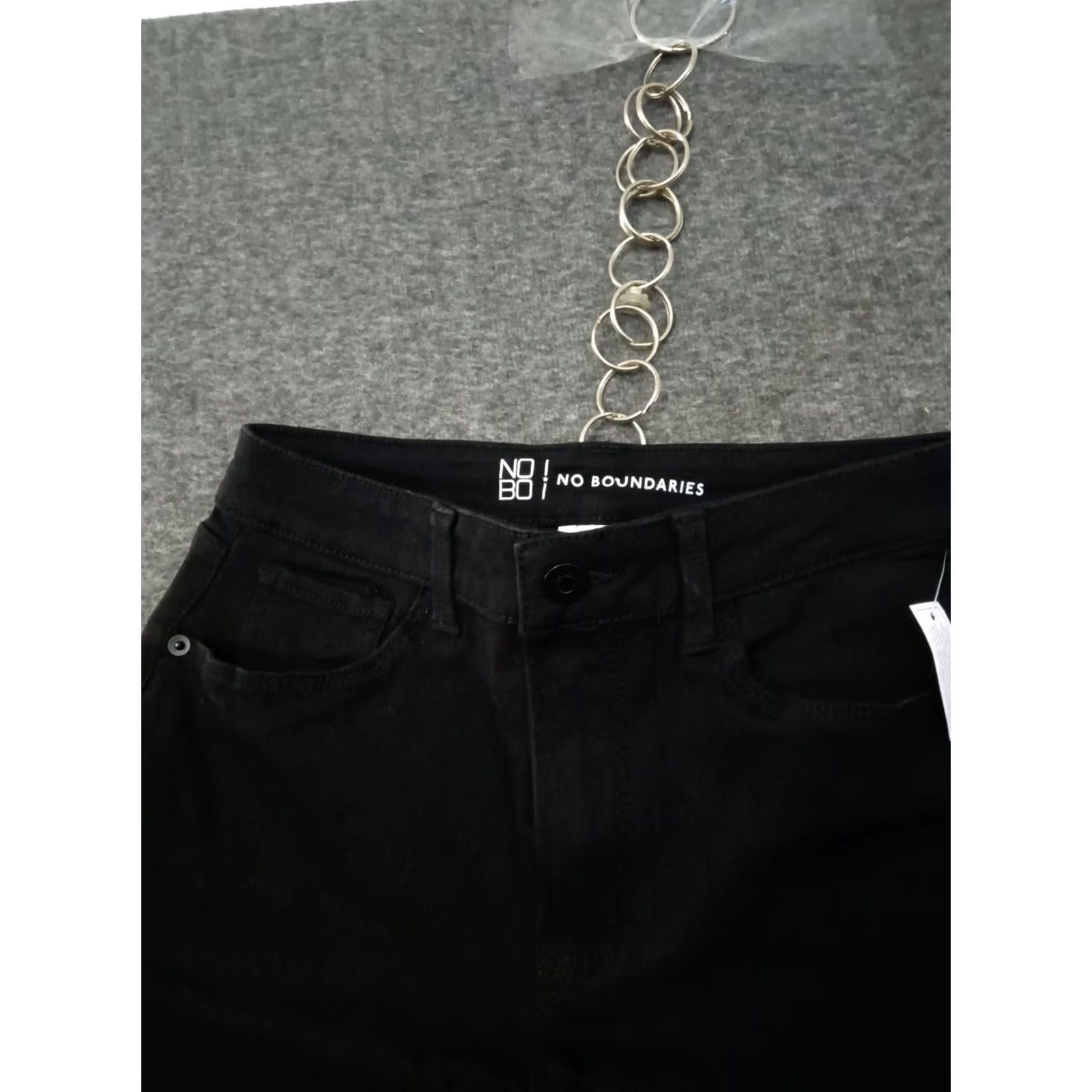 Vintage No Boundaries Jeans Women Black High Juniors Size 7 Skinny 5-Pocket Denim Inseam 26 Inseam Mid Rise 8.5-10.5 Dark Wash Cotton Polyester Spandex Size 28" / US 6 / IT 42 - 7 Thumbnail