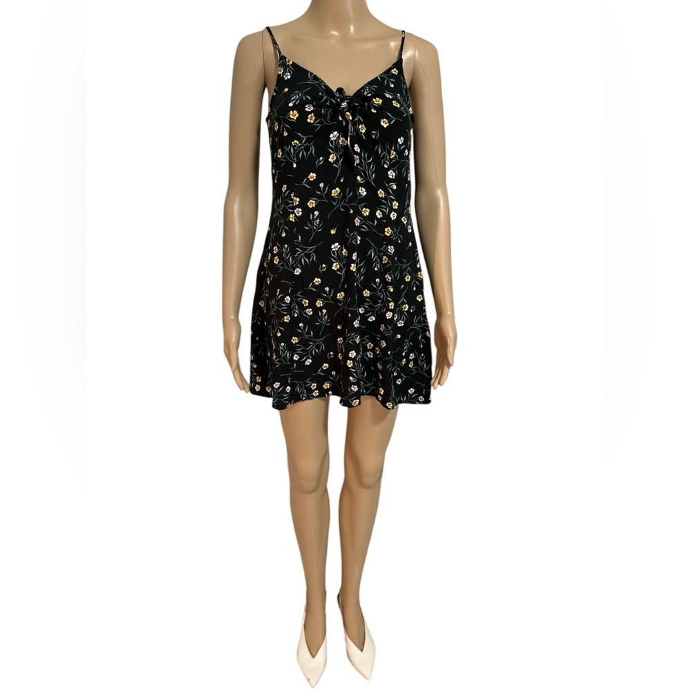 H&M Floral Black Mini Dress Size S / US 4 / IT 40 - 1 Thumbnail
