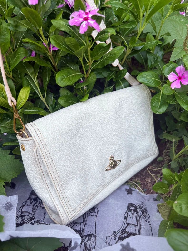 Vivienne Westwood Vivienne Westwood White lily pattern postman's bag Size ONE SIZE - 3 Thumbnail