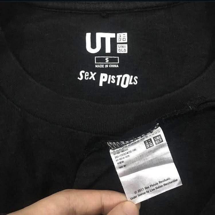 Band Tees Sex Pistols x Uniqlo T-shirt Size US S / EU 44-46 / 1 - 3 Thumbnail