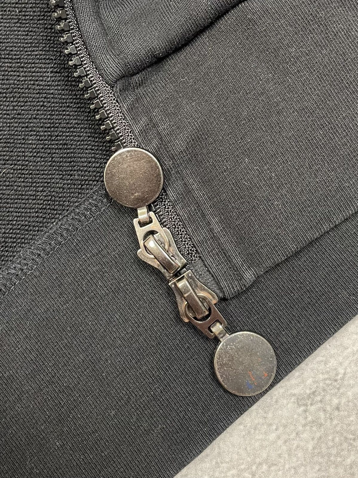 Moncler Moncler Maglia Cardigan Men Coat Patch Logo Zip Size US L / EU 52-54 / 3 - 11 Thumbnail