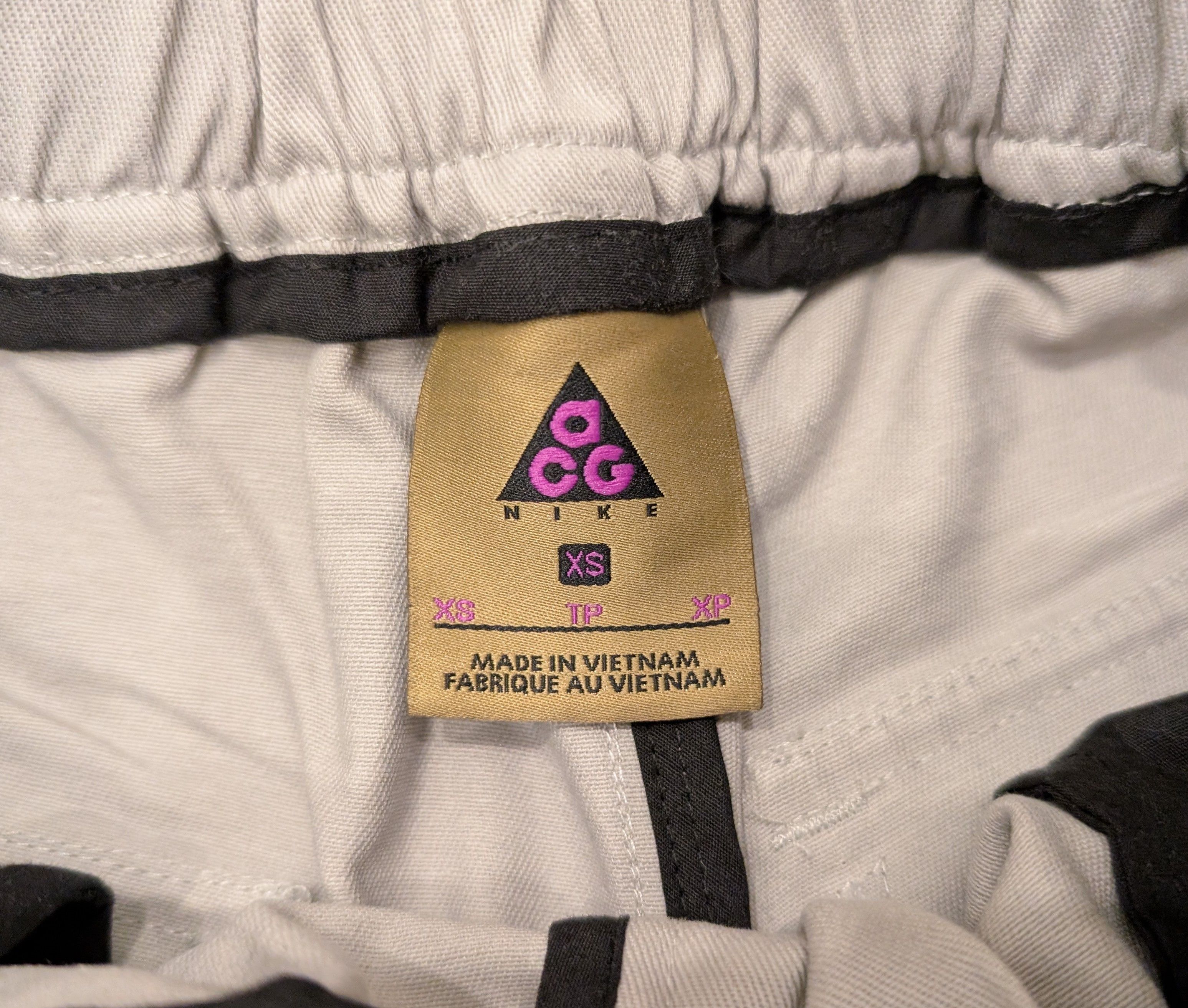 Nike ACG Nike ACG Cargo Pants Nylon Off White Men's Size XS Size US 28 / EU 44 - 3 Thumbnail