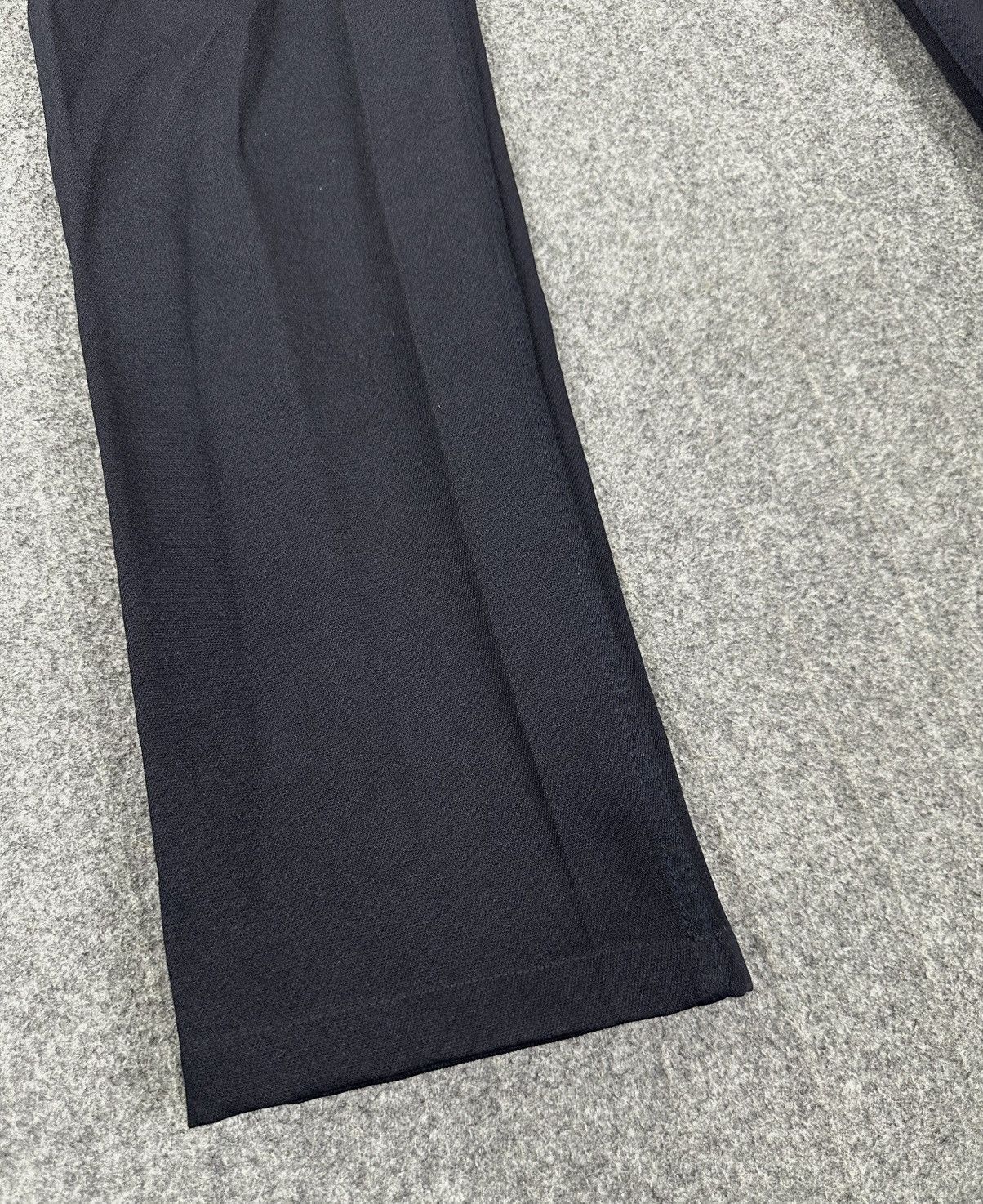 Comme des Garcons Homme Plus Comme des Garcons - Homme Plus - Trouser in Navy Size US 32 / EU 48 - 4 Thumbnail