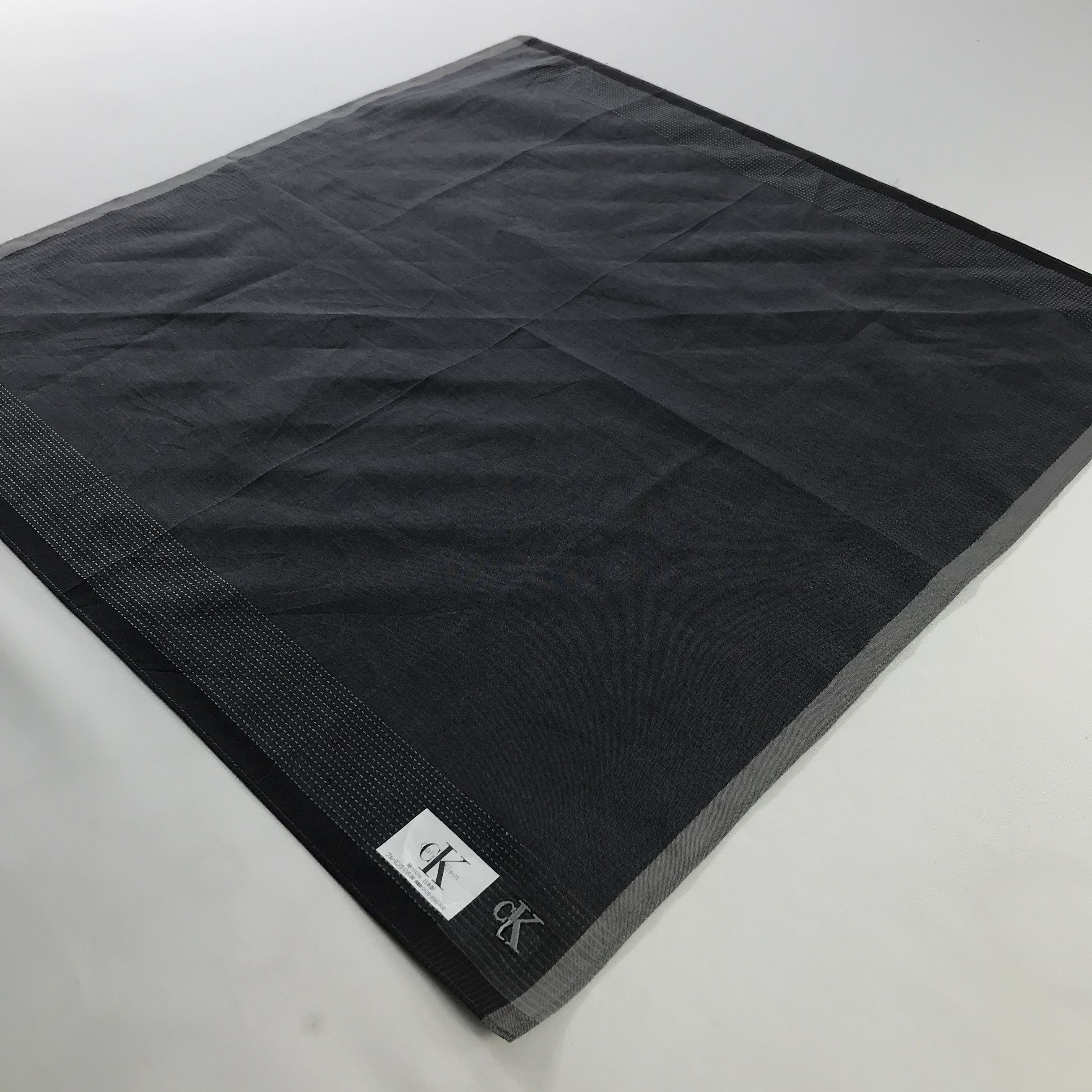 Calvin Klein × Vintage Calvin Klein Bandana / Handkerchief / Neckerchief - S455 Size ONE SIZE - 2 Thumbnail