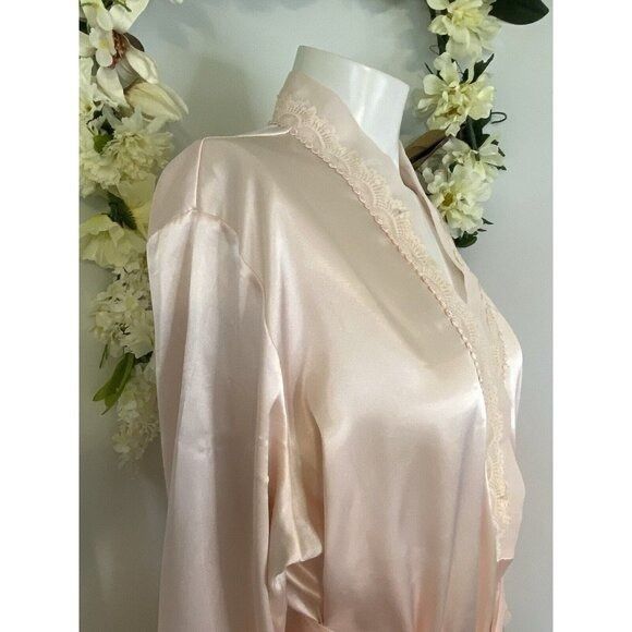 Vintage Vintage Morgan Taylor Intimates Robe Pink Women's Size Large Size ONE SIZE - 10 Thumbnail