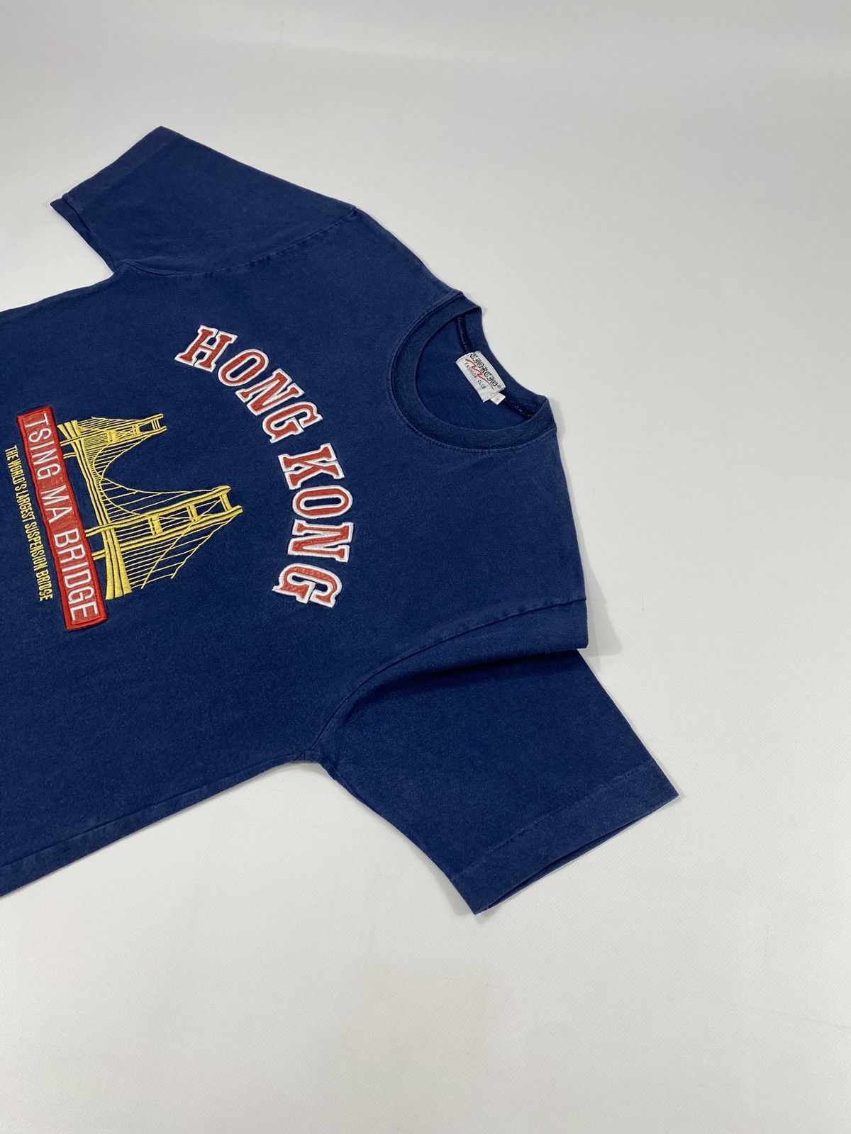 Vintage 🔥LASTDROP🔥 90s Single Stitch Hong Kong Tsing Ma Bridge Embro Size US M / EU 48-50 / 2 - 5 Thumbnail
