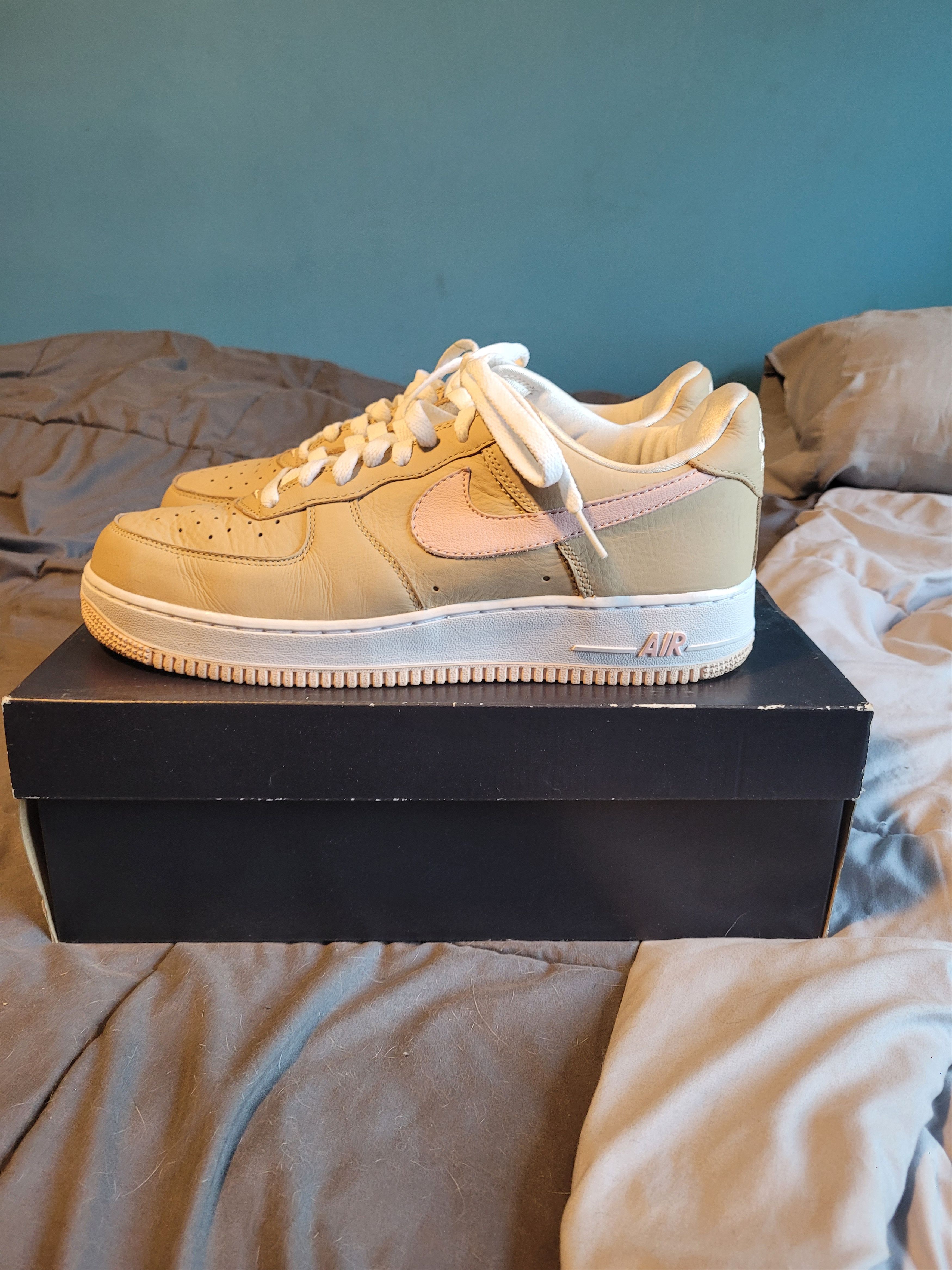 Nike Nike x Kith 2016 Linen Size US 10 / EU 43 - 1 Thumbnail