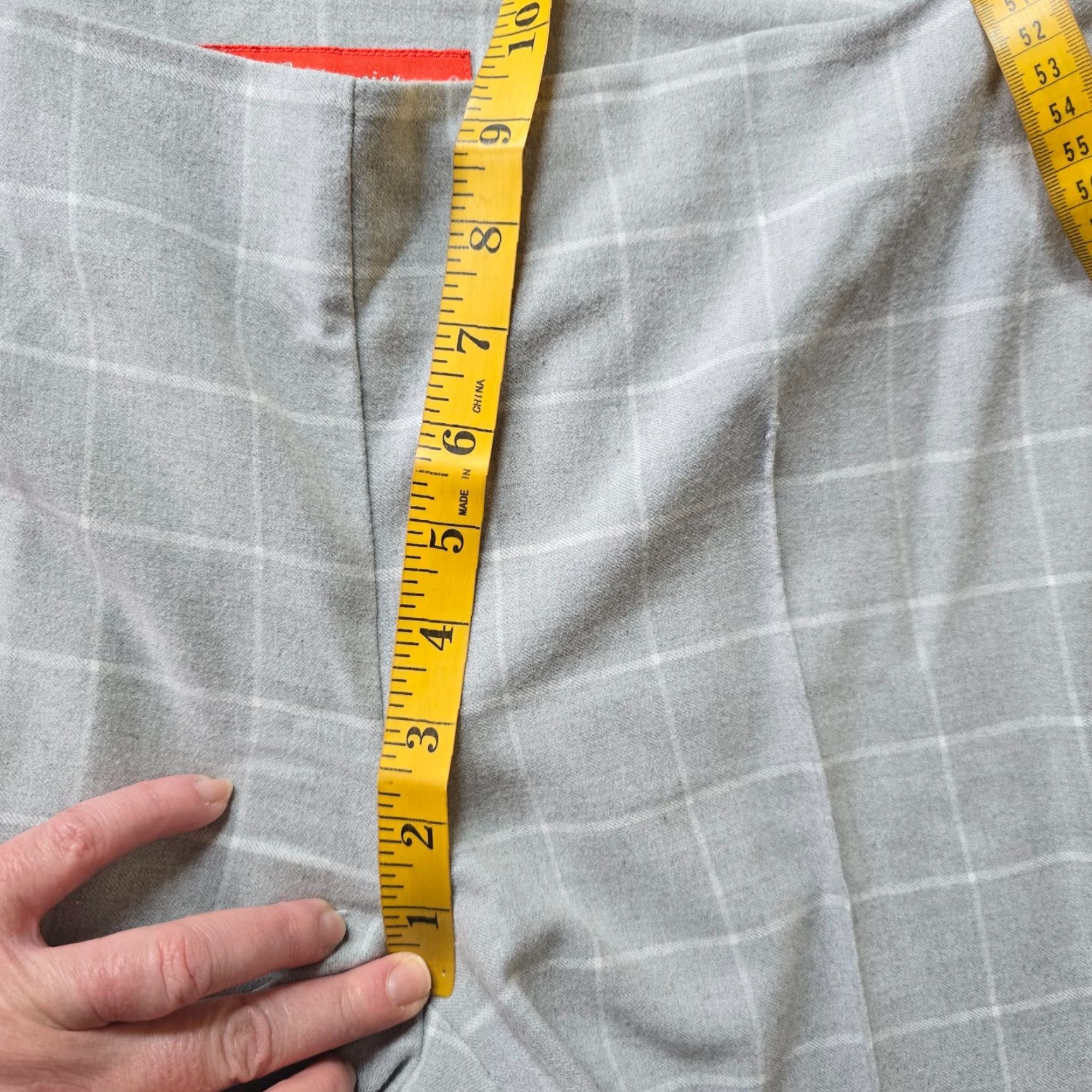 Anthropologie Anthropologie Cartonnier Pants Womens Size 8 Gray Plaid Tapered Capsule Career Office Pants Women Regular Inseam 28 in Gray Size 30" / US 8 / IT 44 - 7 Thumbnail