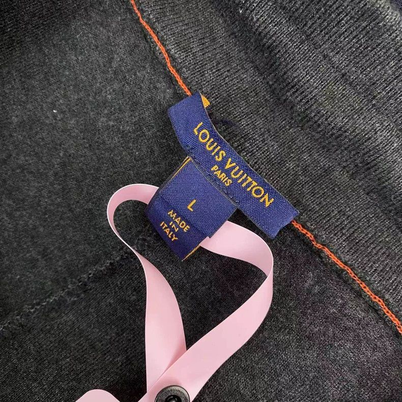 Louis Vuitton Louis Vuitton size l Sheep wool presbyopic pocket color-blo Size US 28 / EU 44 - 4 Thumbnail