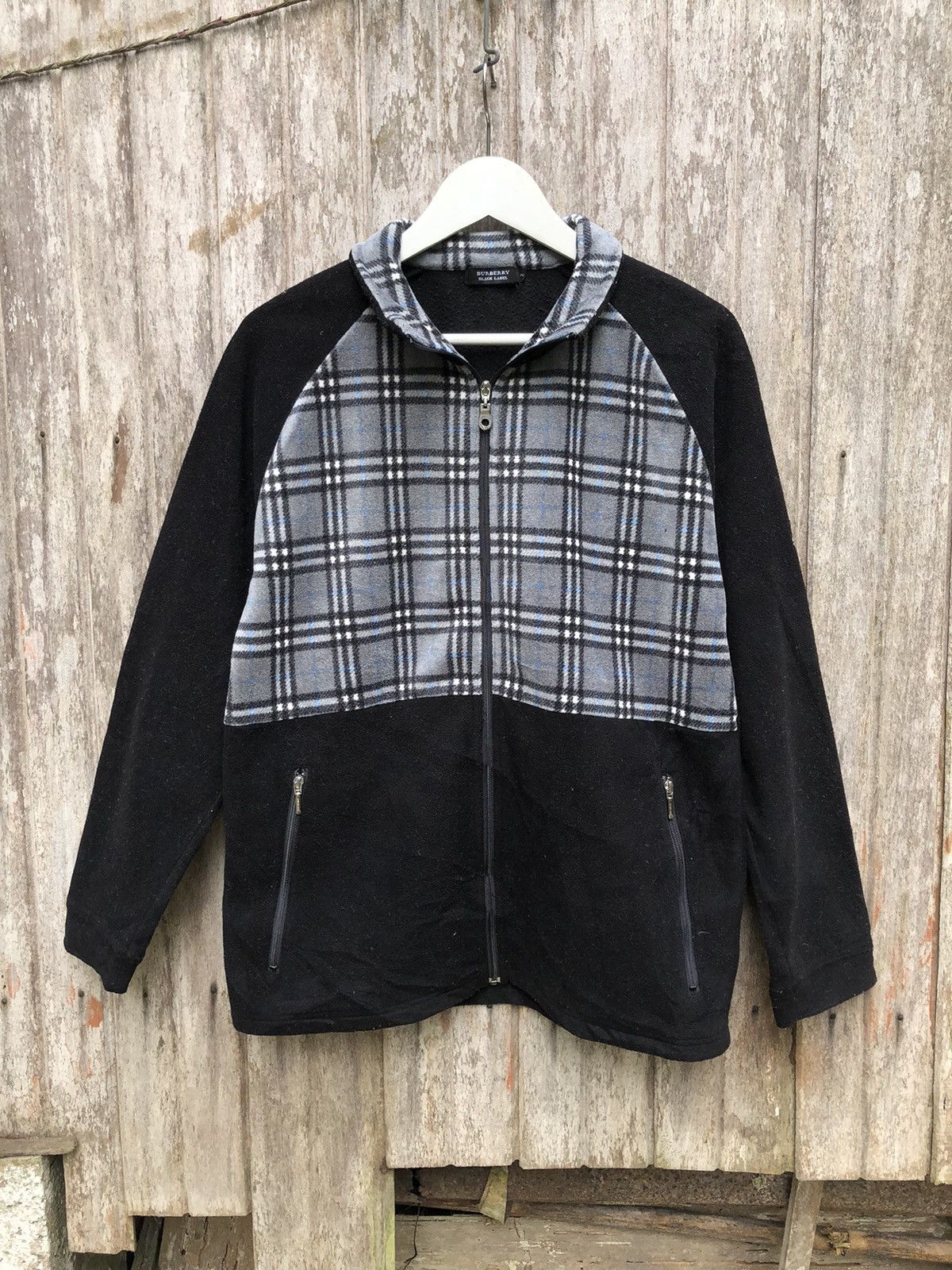 Black Label × Burberry Rare burberry black label blue nova check sweater Size US M / EU 48-50 / 2 - 1 Thumbnail