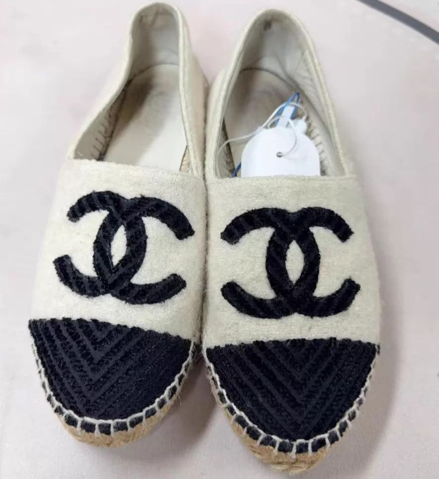 Chanel Chanel Fisherman 95 New 36 Size US 5.5 / IT 35.5 - 2 Thumbnail