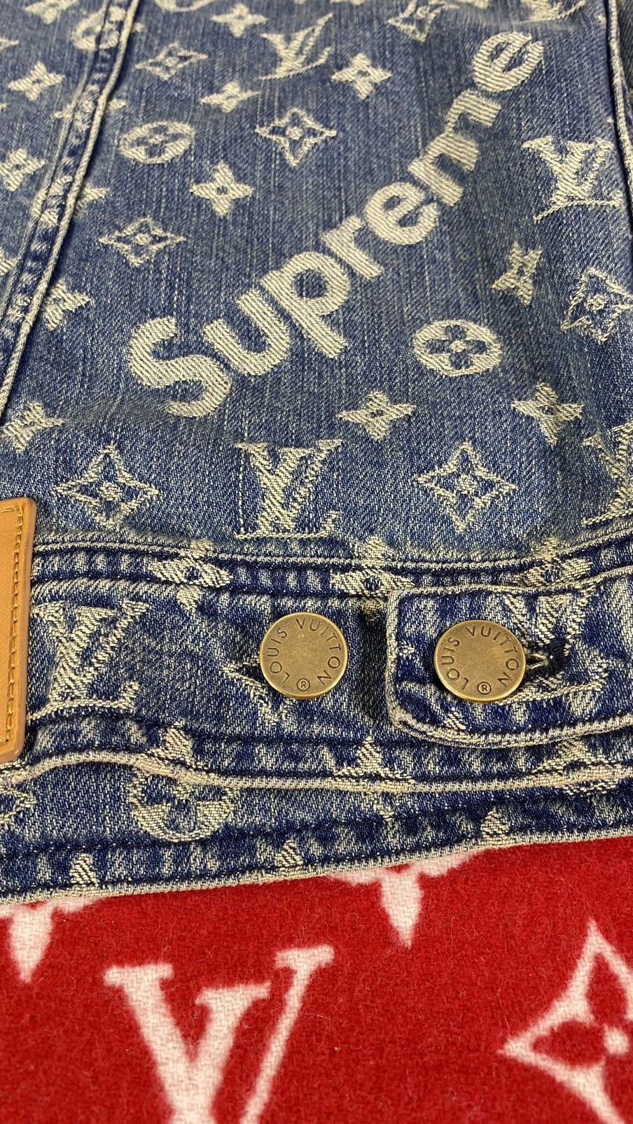 Louis Vuitton × Supreme Louis Vuitton X Supreme 54 Denim Jacket Blue Monogram Size US L / EU 52-54 / 3 - 6 Thumbnail