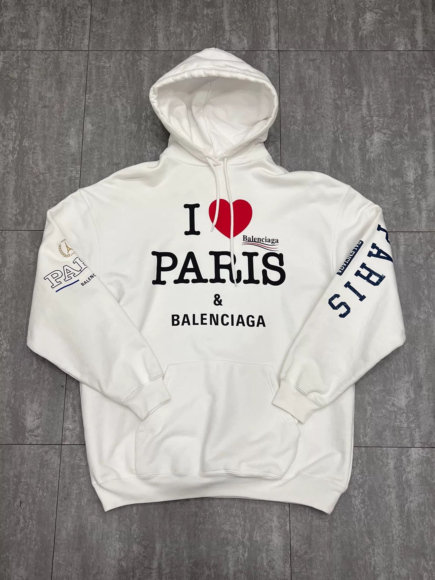 Balenciaga Balenciaga Graphic Hoodie s Men Size US S / EU 44-46 / 1 - 1 Thumbnail