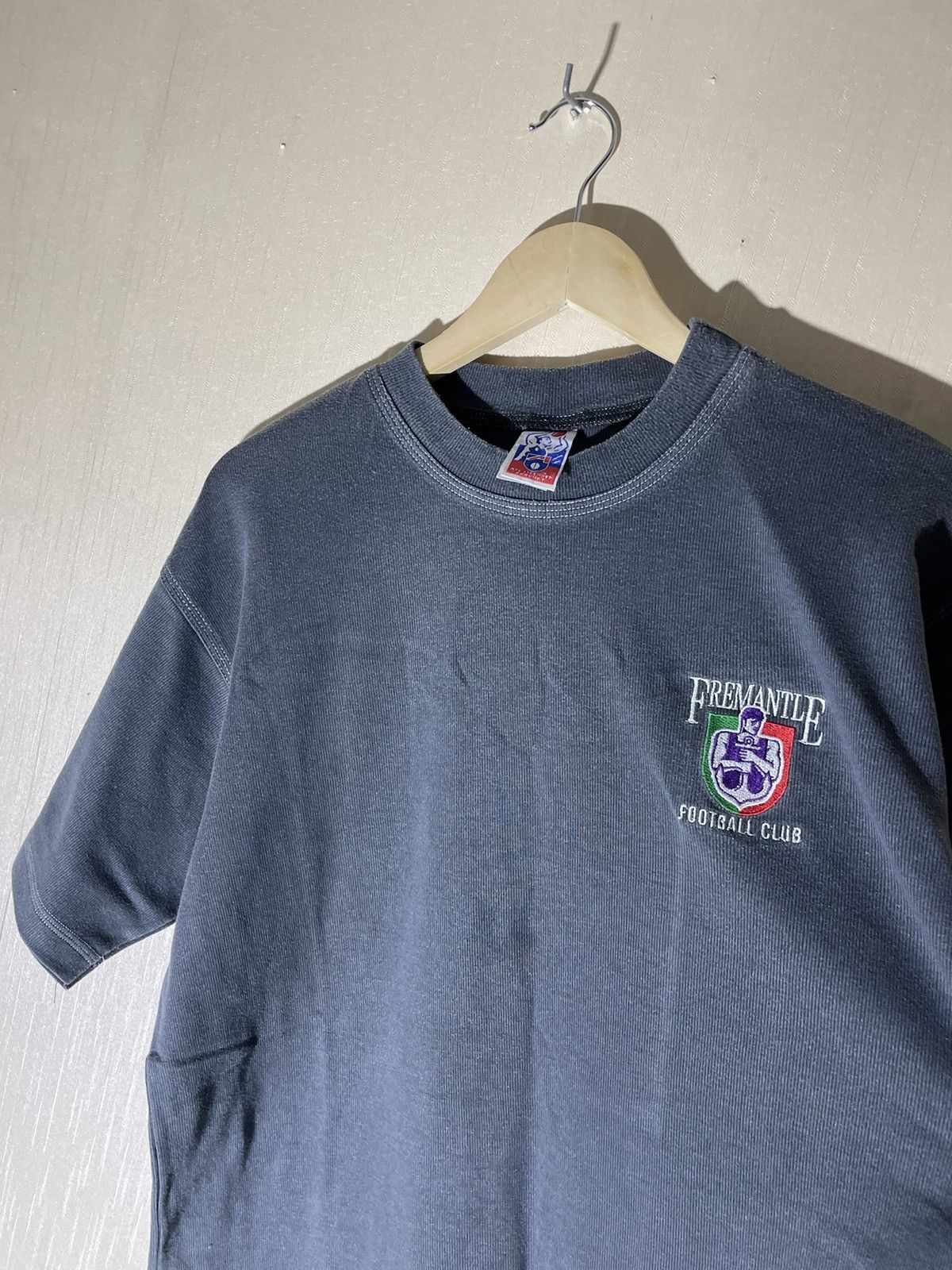 NFL × Vintage AFL Vivid Fremantle vintage T shirt 90s Size US XL / EU 56 / 4 - 10 Thumbnail