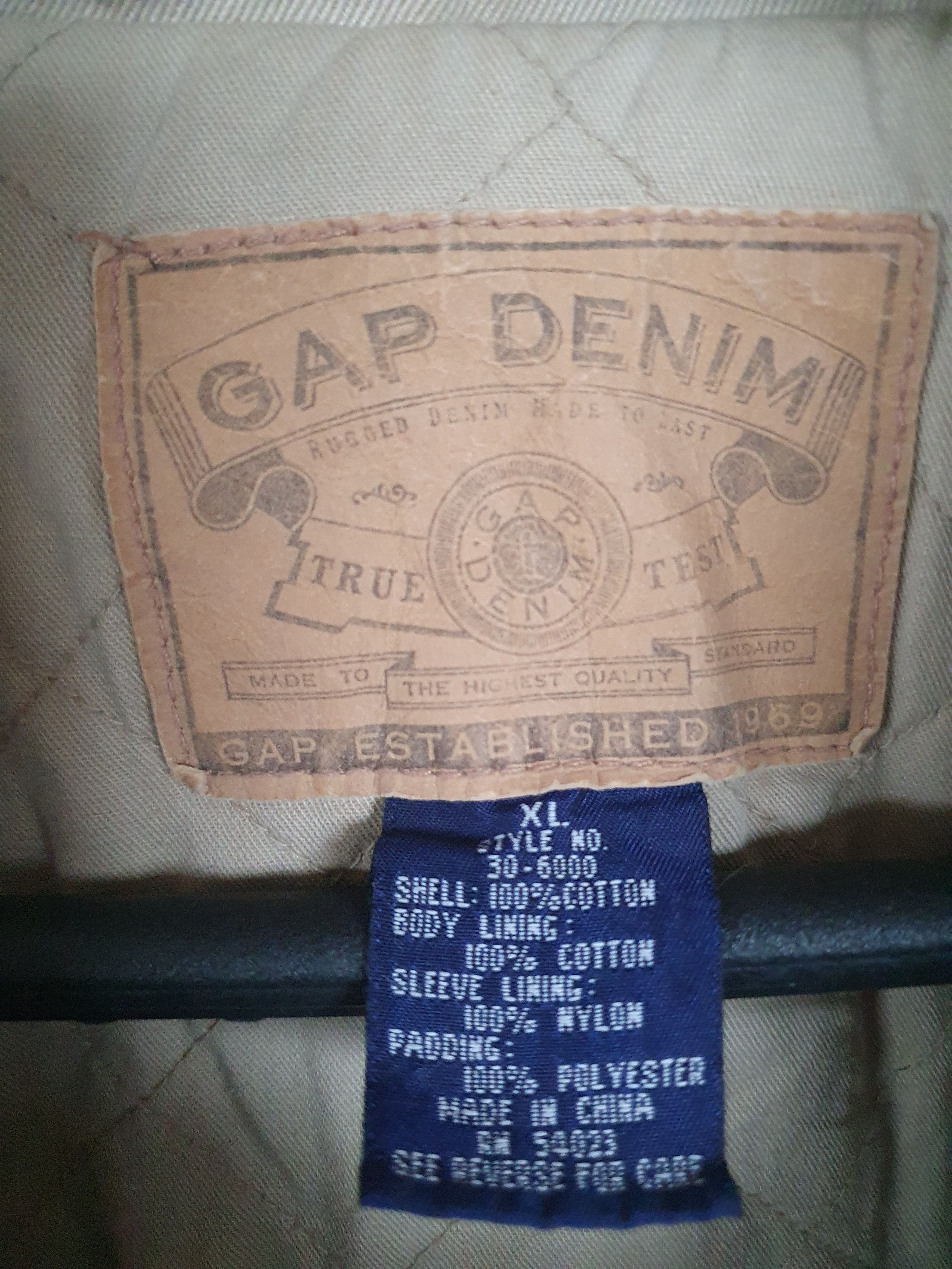 Gap × Vintage Gap Denim Trucker Jacket 2 Tone Vintage Quilted sz XL Size US XL / EU 56 / 4 - 3 Thumbnail
