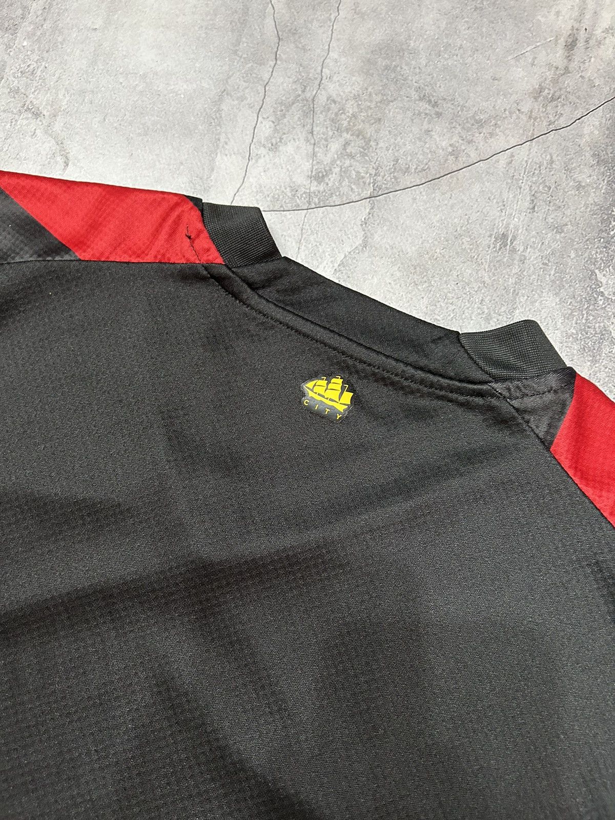 Nike × Puma Puma Manchester City 2022 2023 Away Shirt Jersey Size US M / EU 48-50 / 2 - 7 Thumbnail
