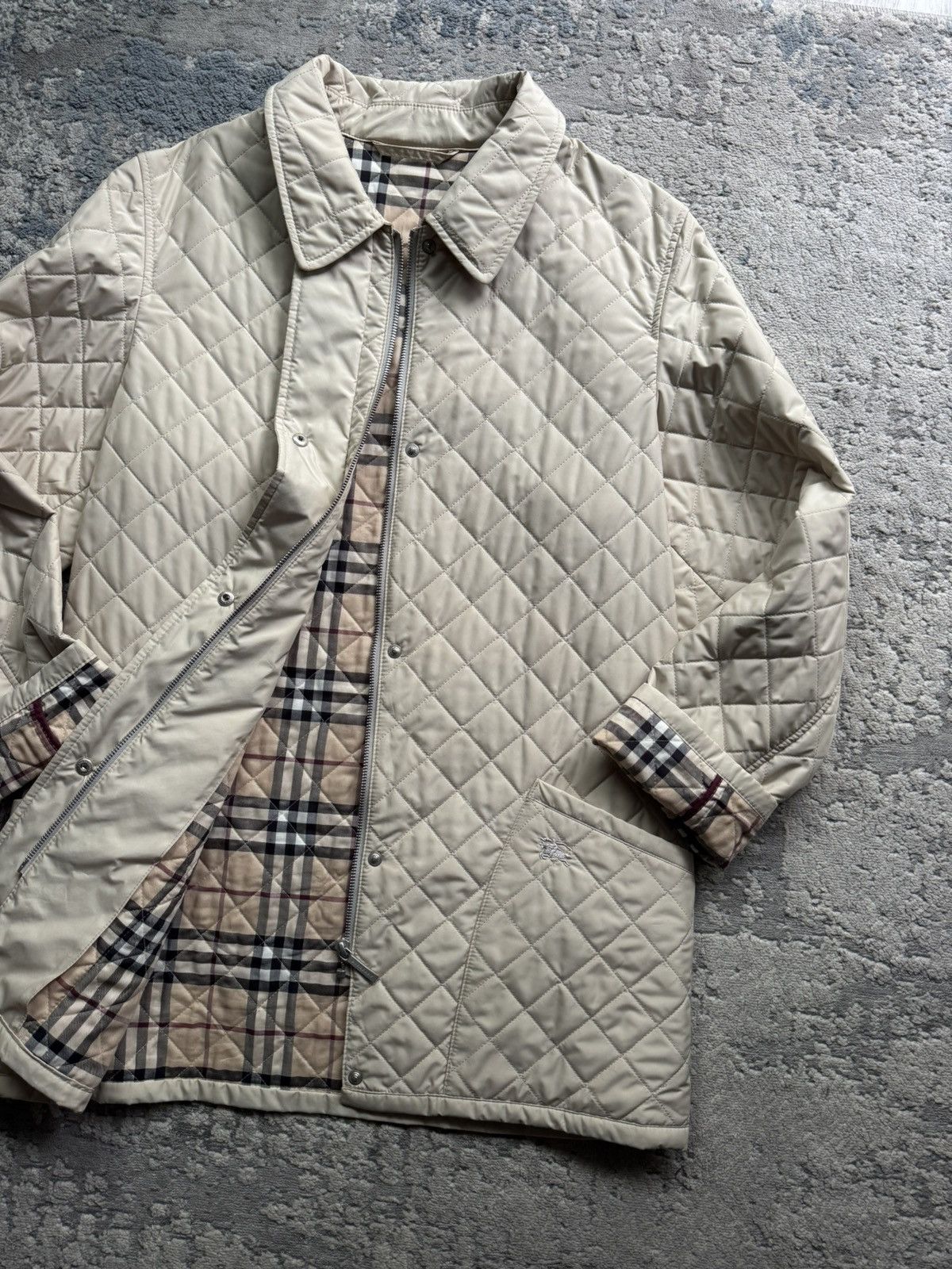 Burberry Burberry Quilted Nova Check Jacket Size 38 Size XS / US 0-2 / IT 36-38 - 2 Thumbnail