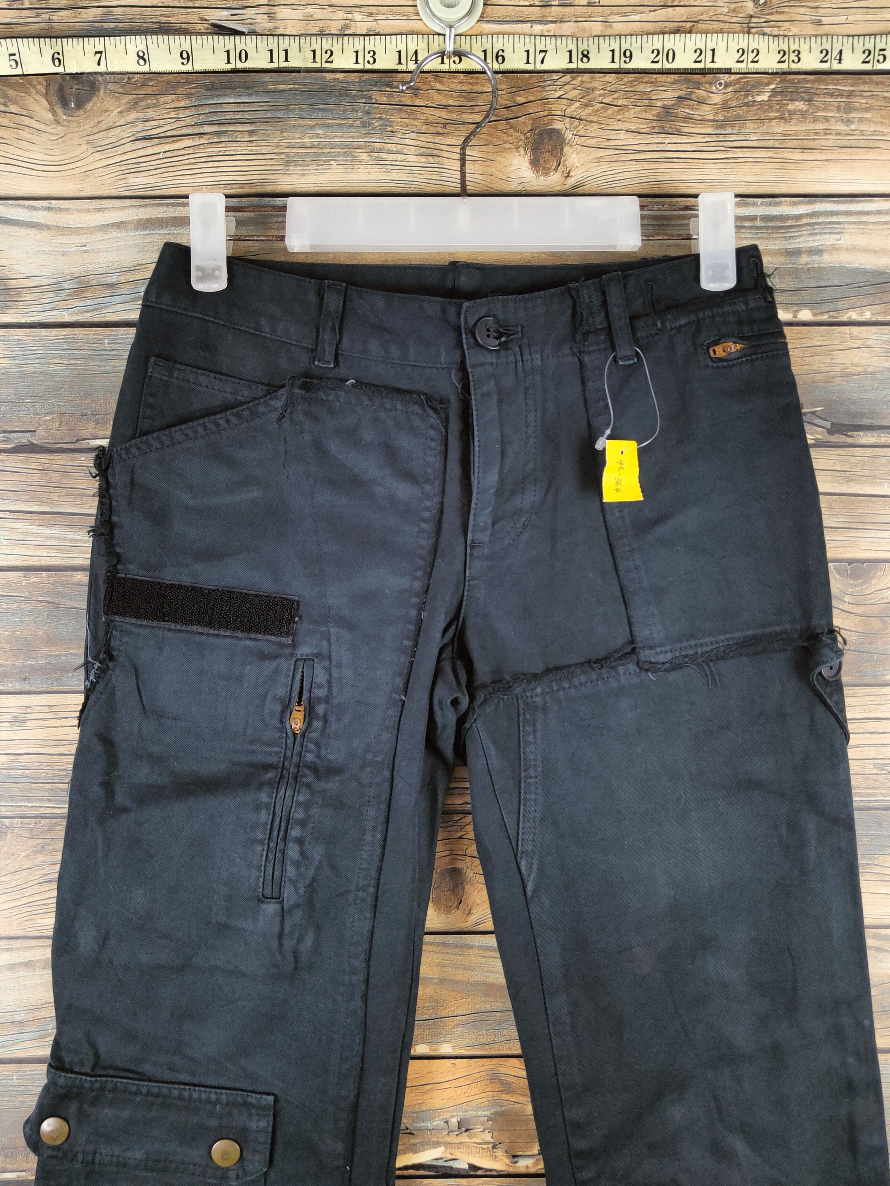 Japanese Brand DL Masculo Black Multipocket Cargo Pants #46-364 Size 26" / US 2 / IT 38 - 2 Thumbnail