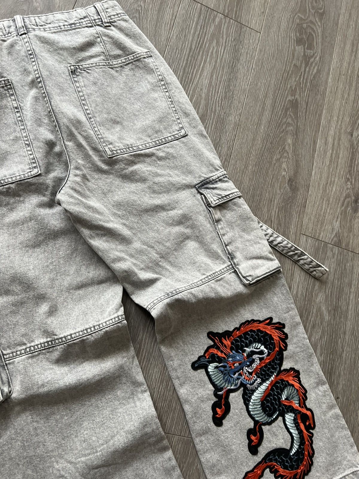 Vintage Vintage Y2K Dragon Baggy Jeans Cargo Pants Wide Leg Size US 30 / EU 46 - 9 Thumbnail