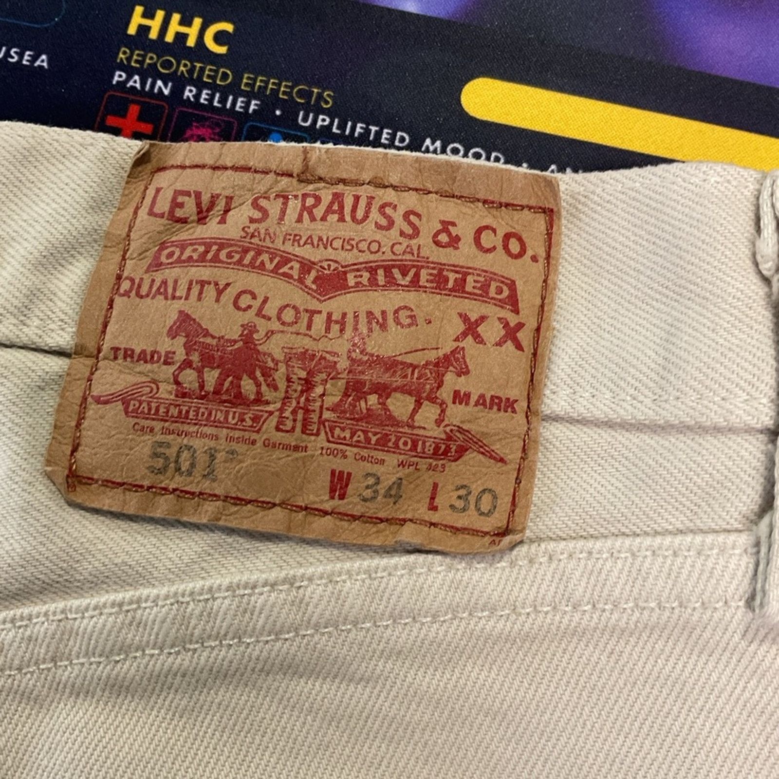 Levi's Levi’s 501 white denim cut-off shorts Size US 34 / EU 50 - 3 Thumbnail