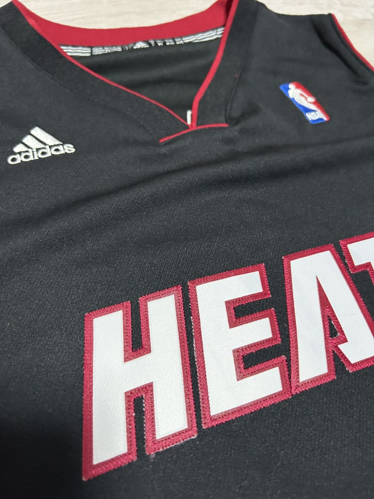 Adidas Adidas NBA Jersey Lebron James #6 Miami Heat Size M Size US M / EU 48-50 / 2 - 5 Thumbnail