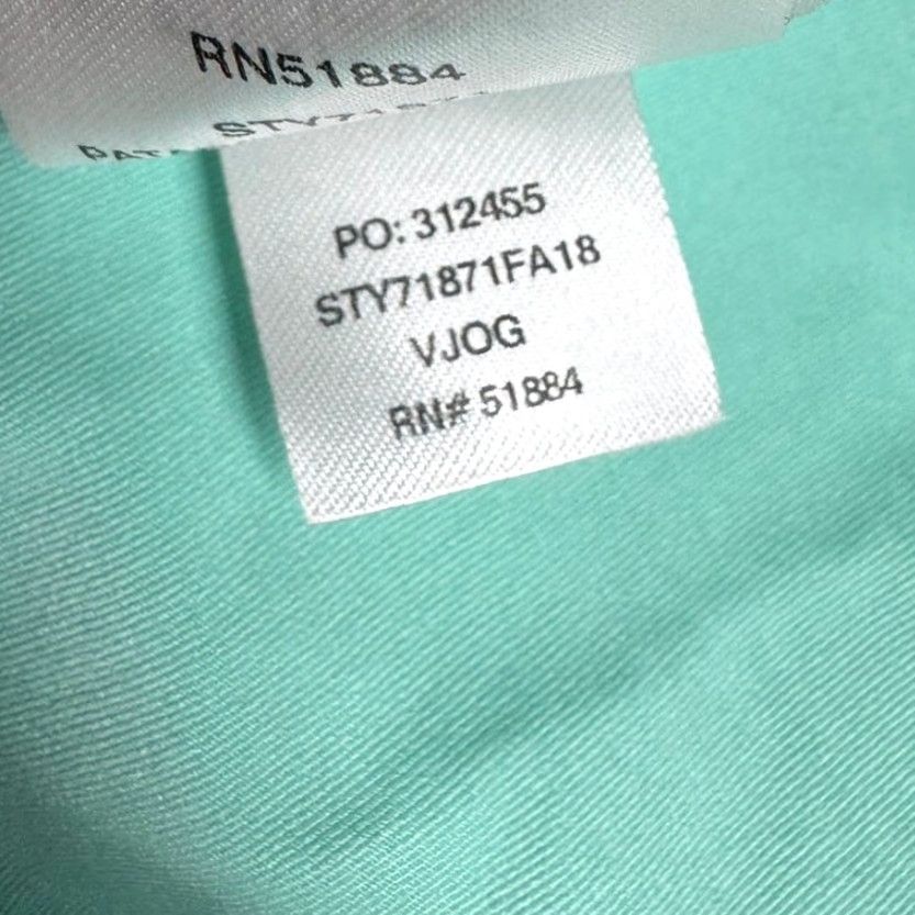 Patagonia VINTAGE Women's Patagonia Short-Sleeved Micro Swell Rashguard Swim Top Size S Green Size S / US 4 / IT 40 - 7 Thumbnail